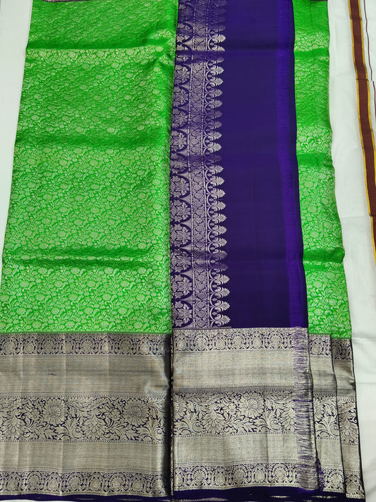 Checks Kanchivaram pattu saree