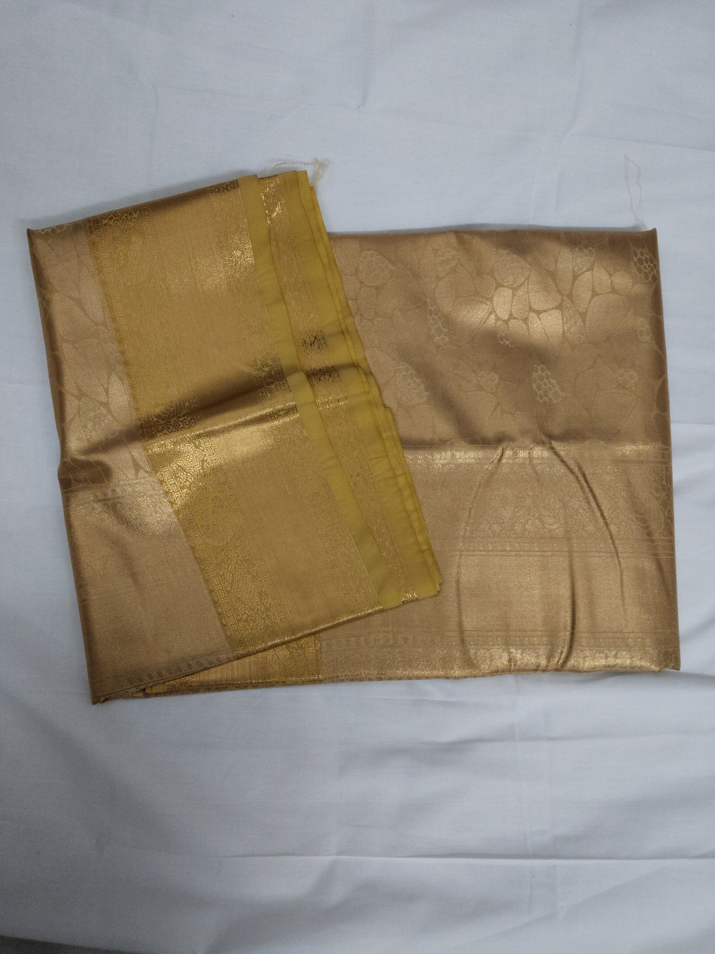 Taniyawar pattu sarees