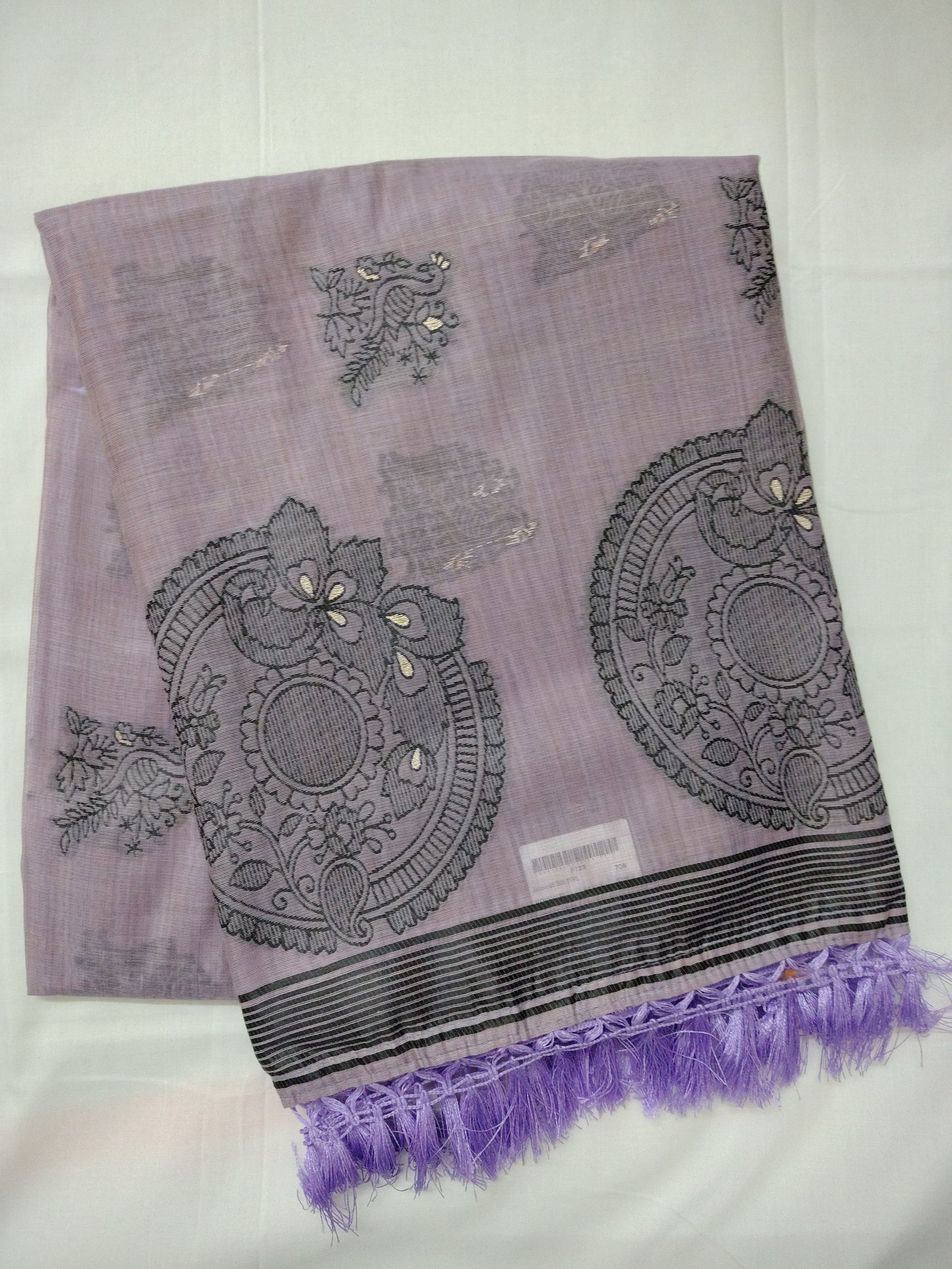 Jhamdani saree