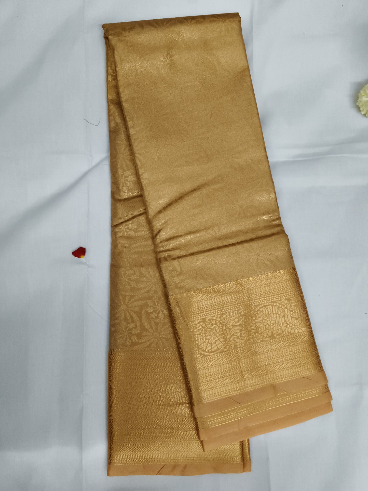 Taniyawar pattu sarees
