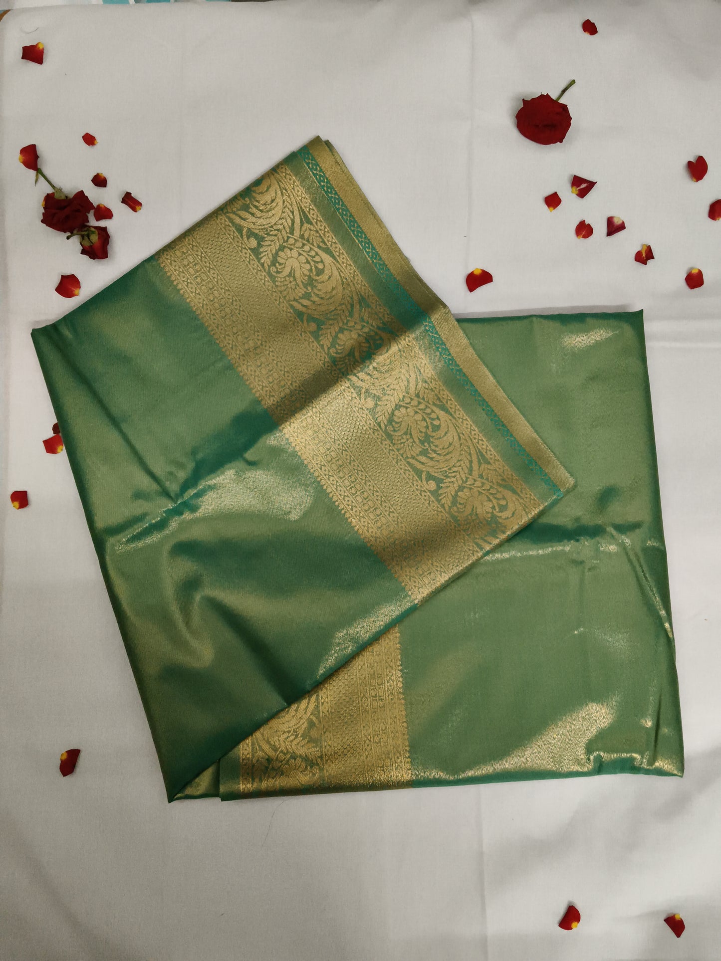 Taniyawar pattu sarees