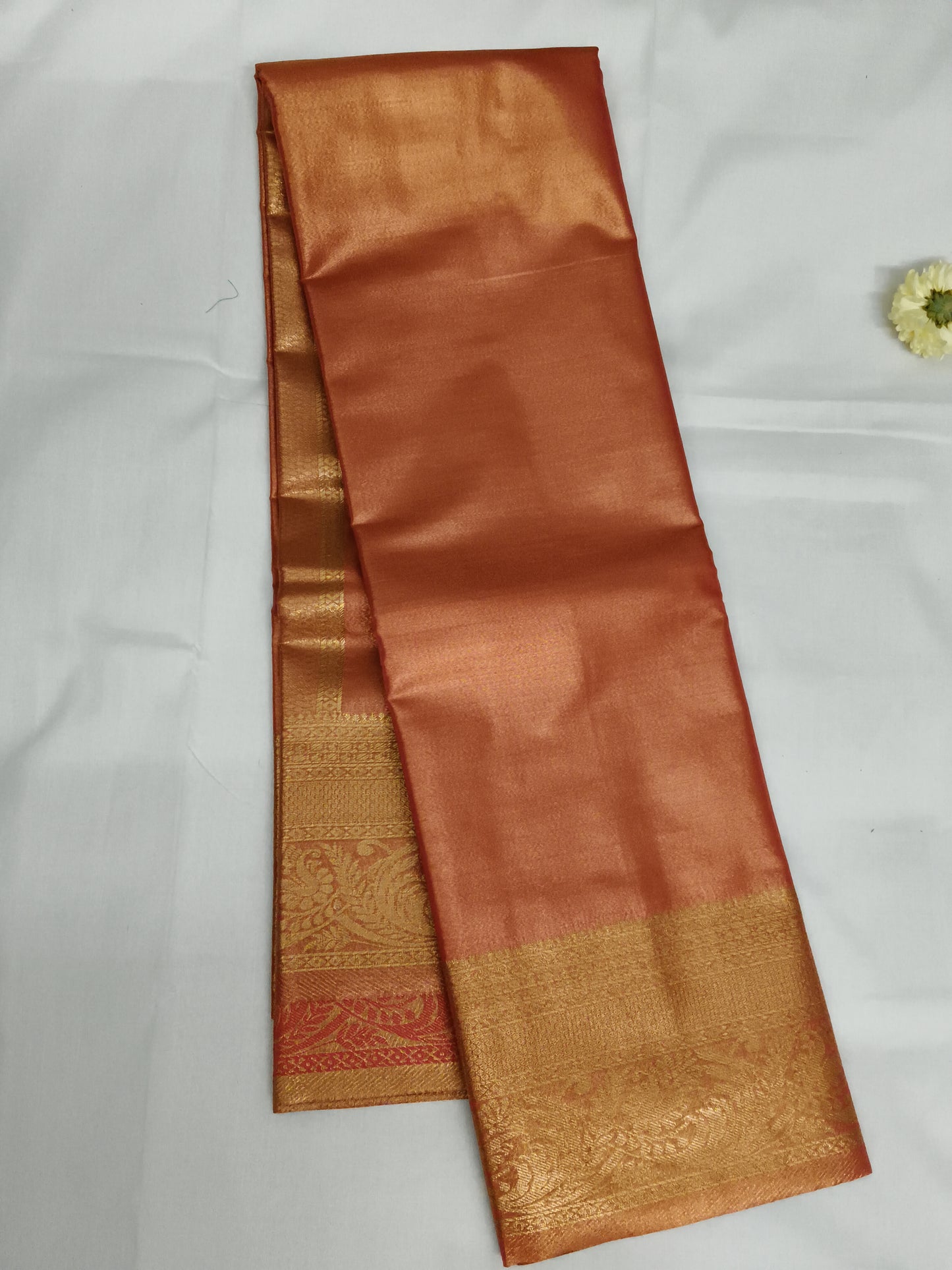 Taniyawar pattu sarees