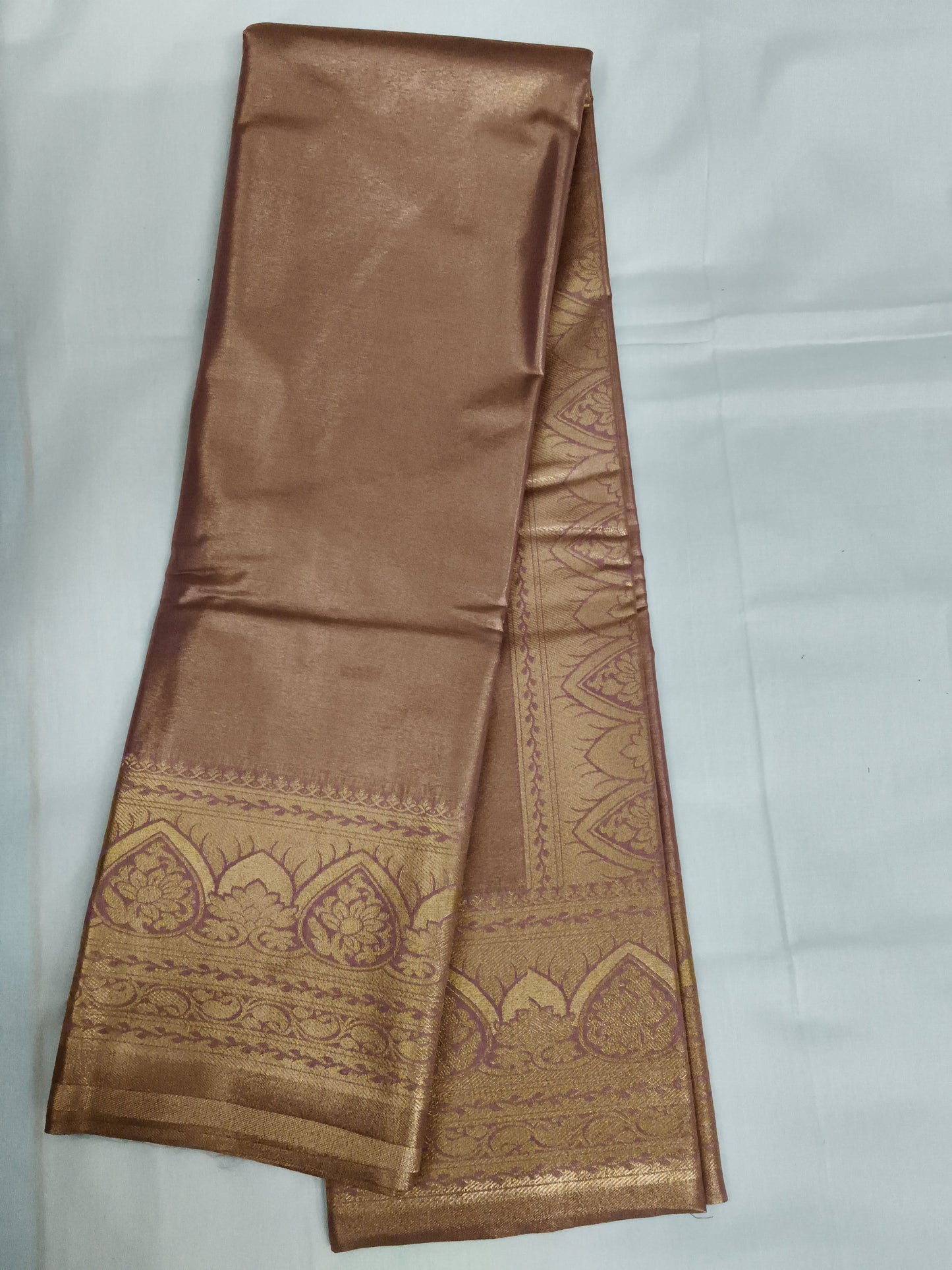 Taniyawar pattu sarees