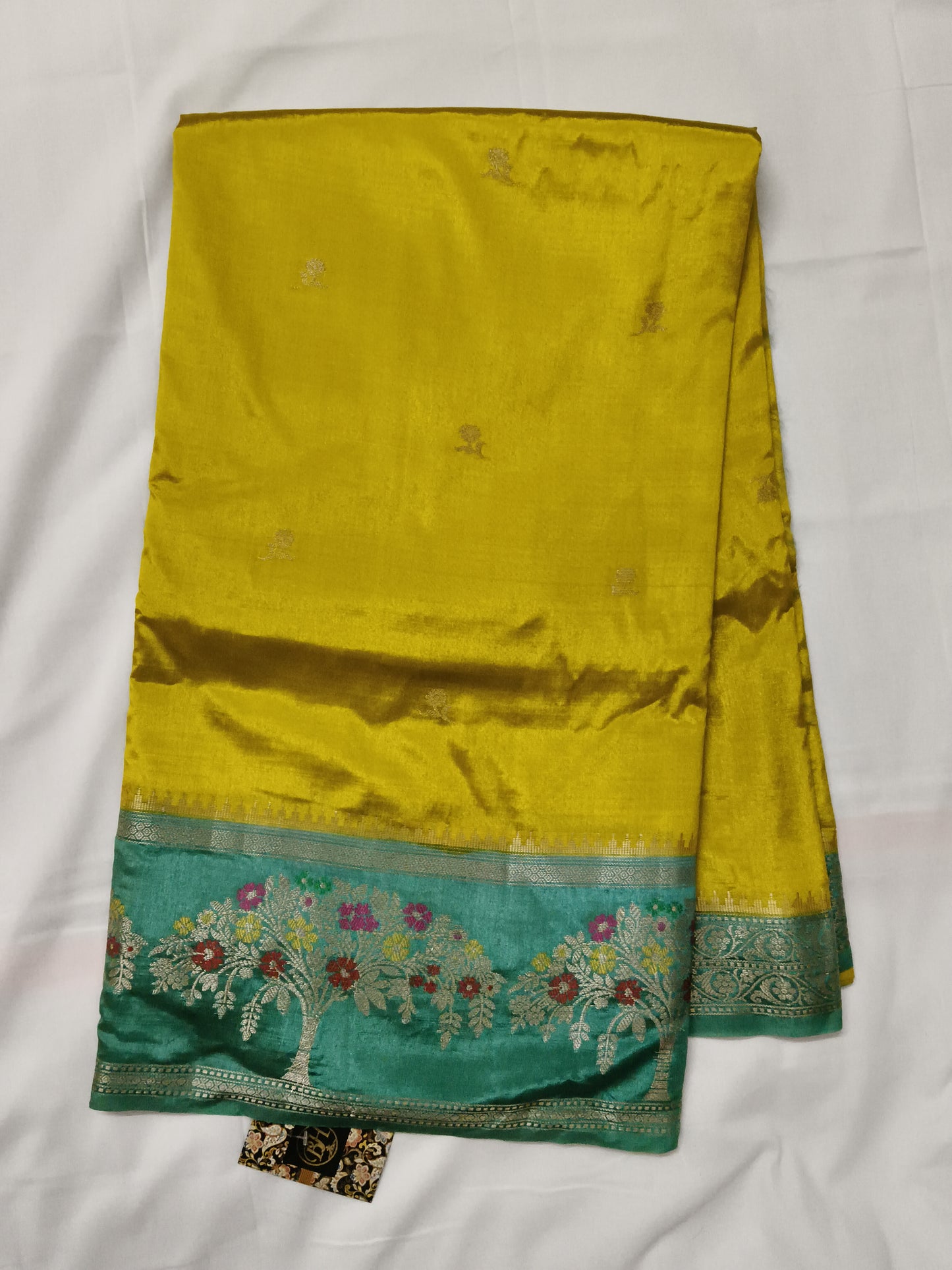 Classic banarsi saree (BH)