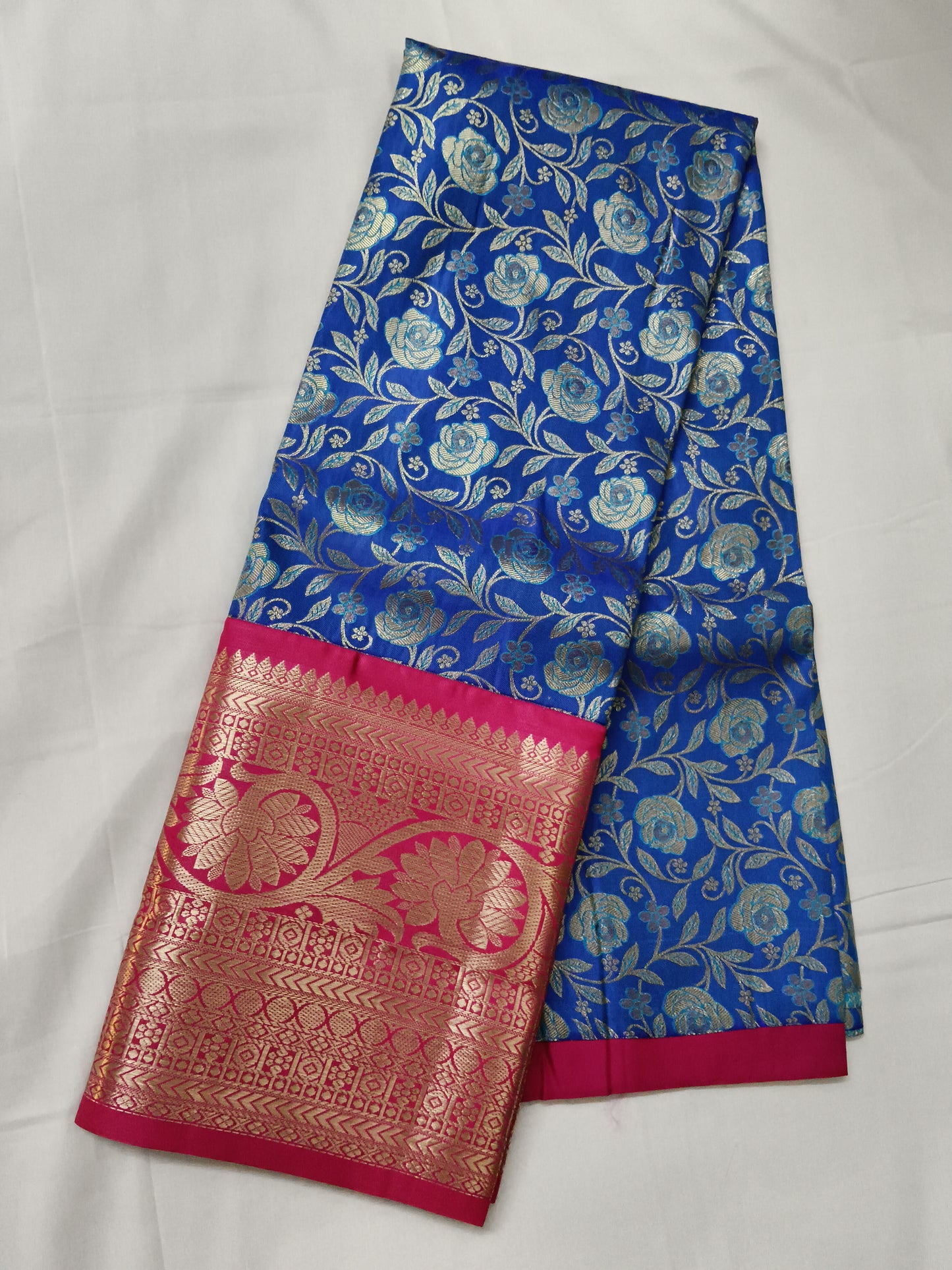 Pattu lehenga with blouse (free size)