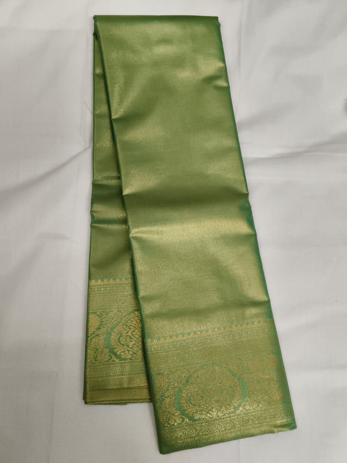 Taniyawar pattu sarees