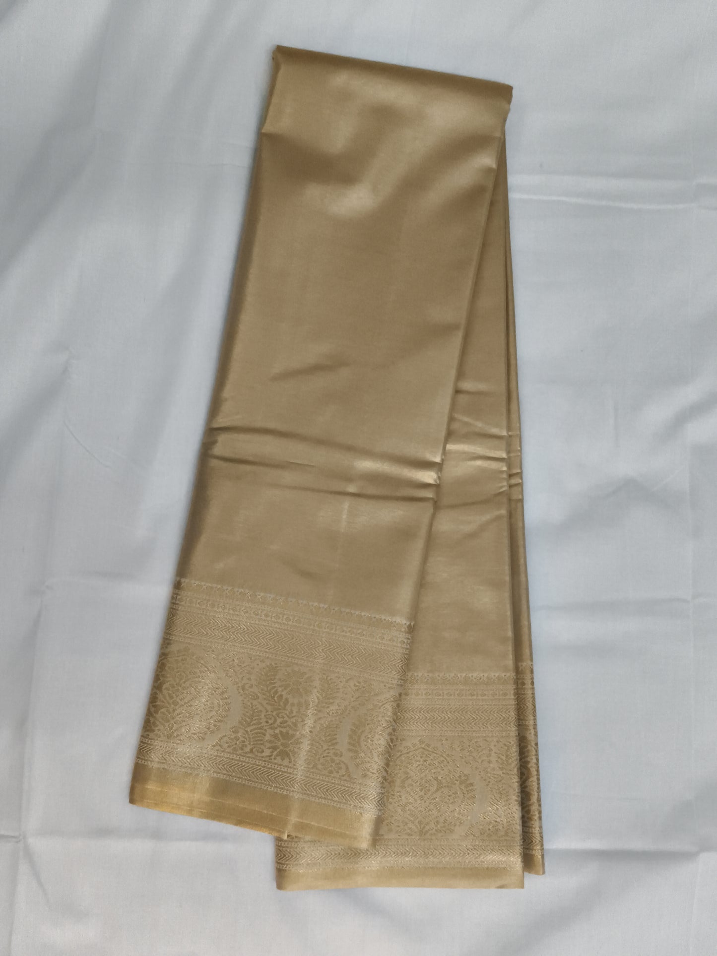 Taniyawar pattu sarees