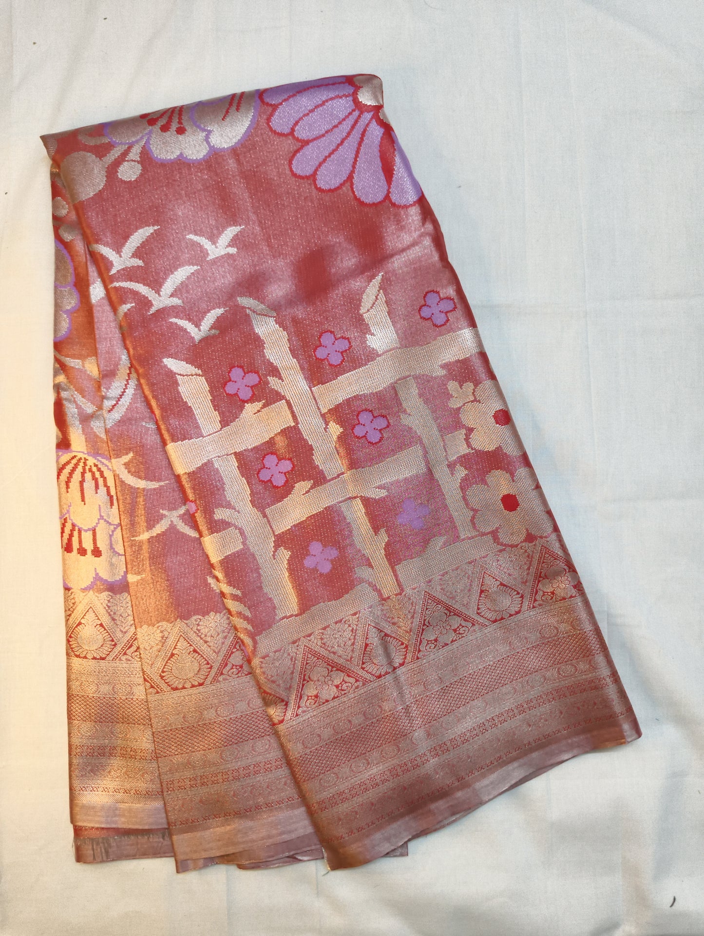 Artistic semi pattu