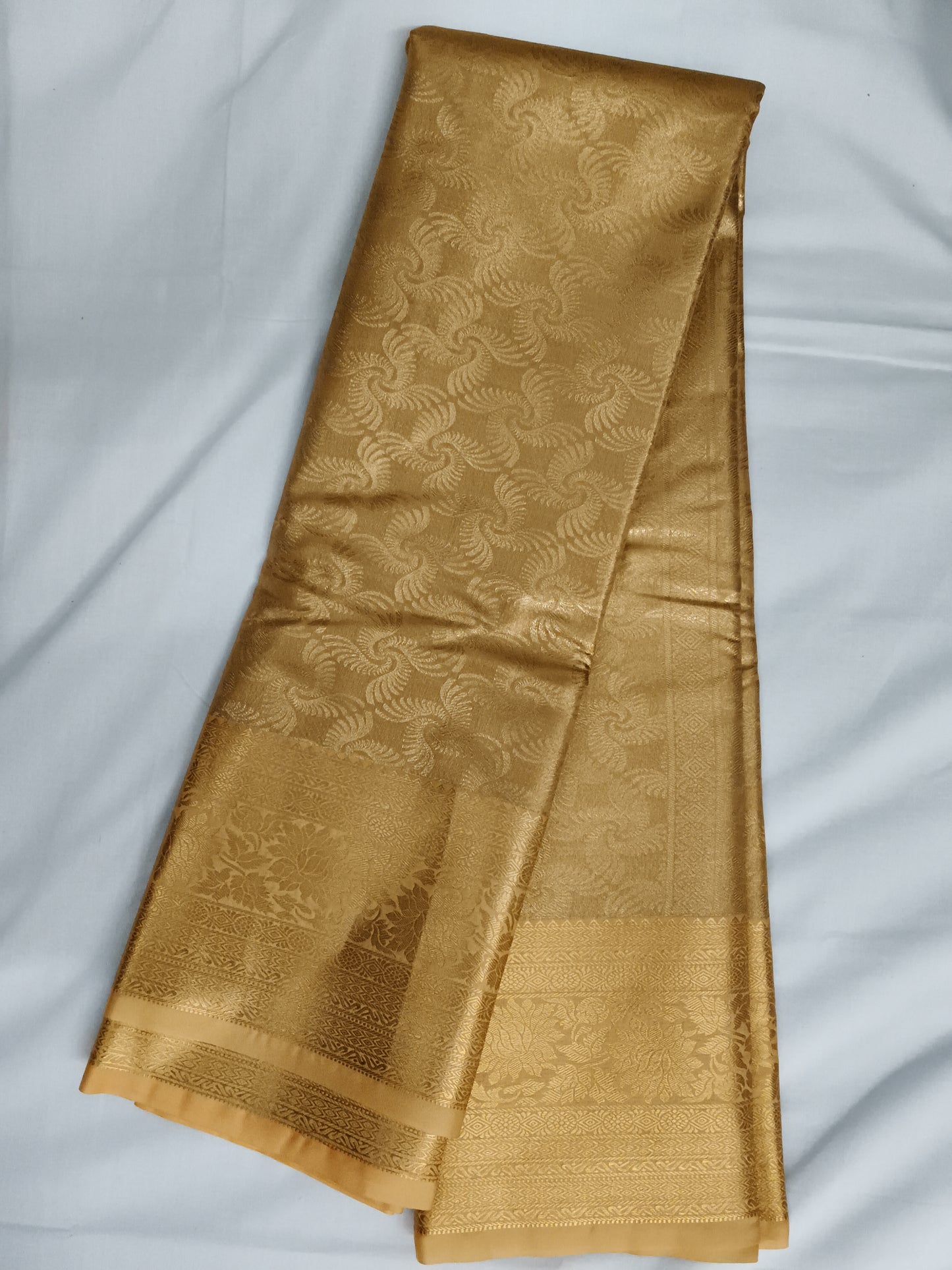 Taniyawar pattu sarees
