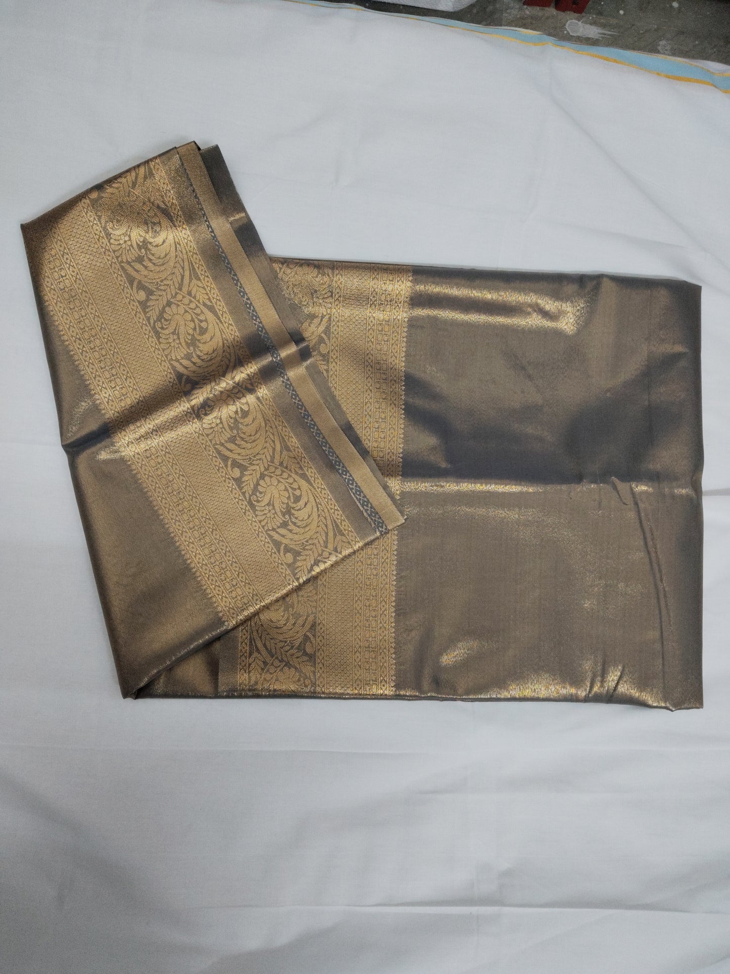 Taniyawar pattu sarees