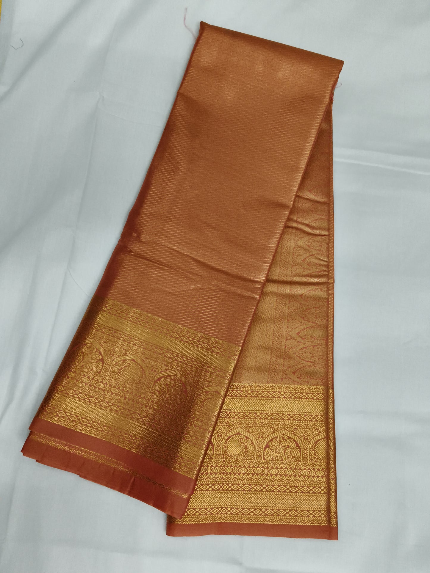 Taniyawar pattu sarees