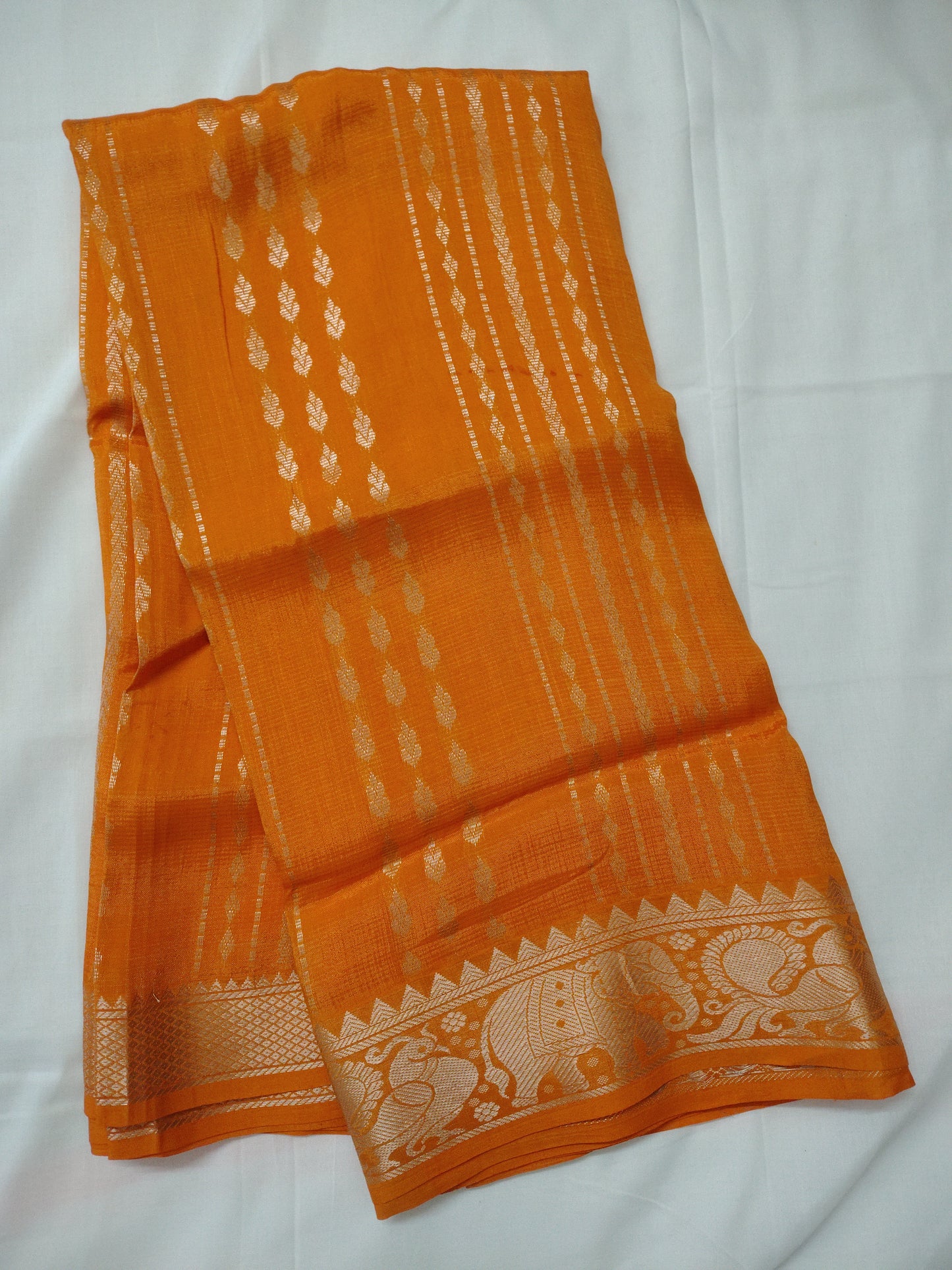 Mangalagiri pattu saree