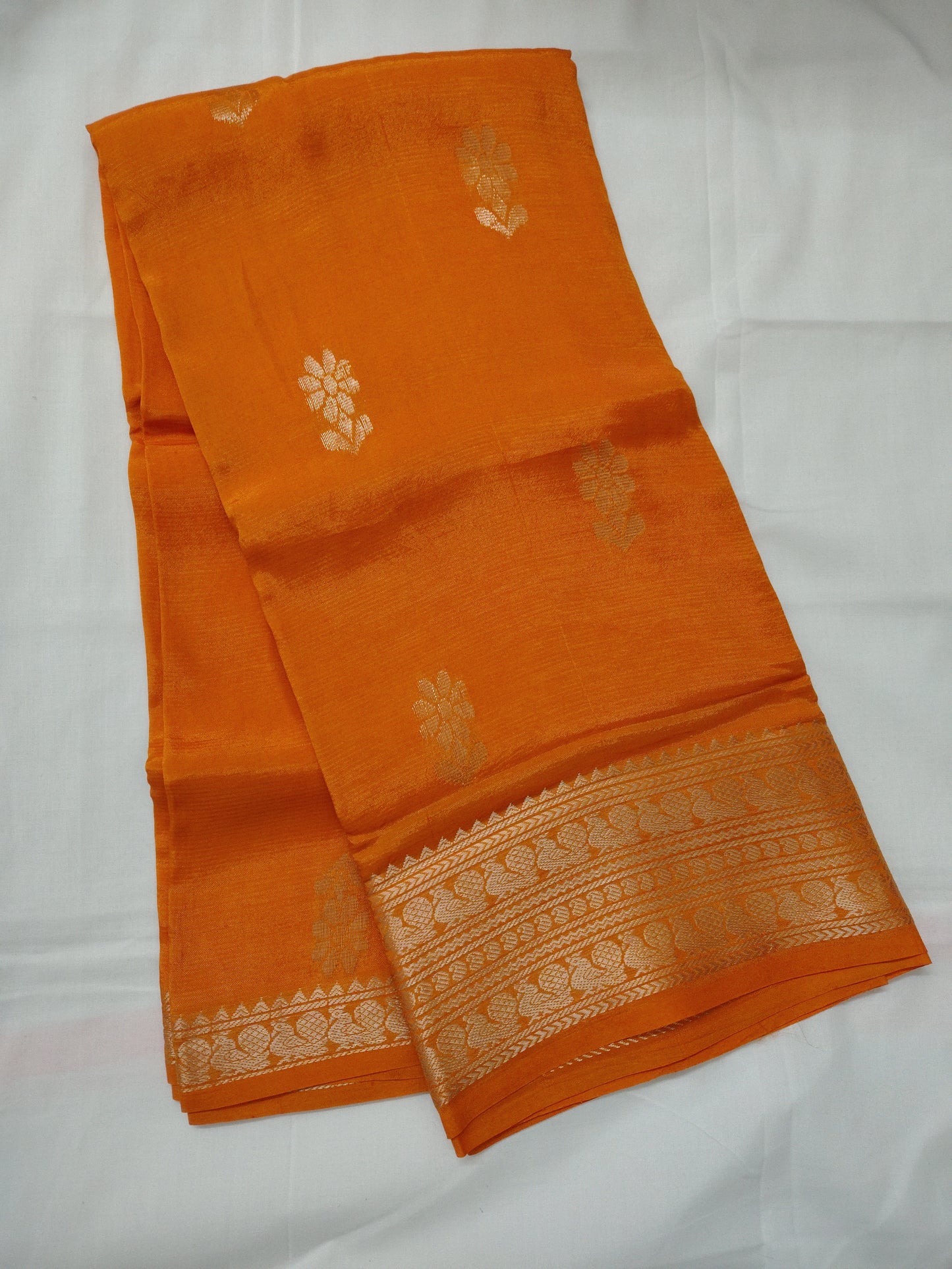 Magalagiri pattu flower design saree