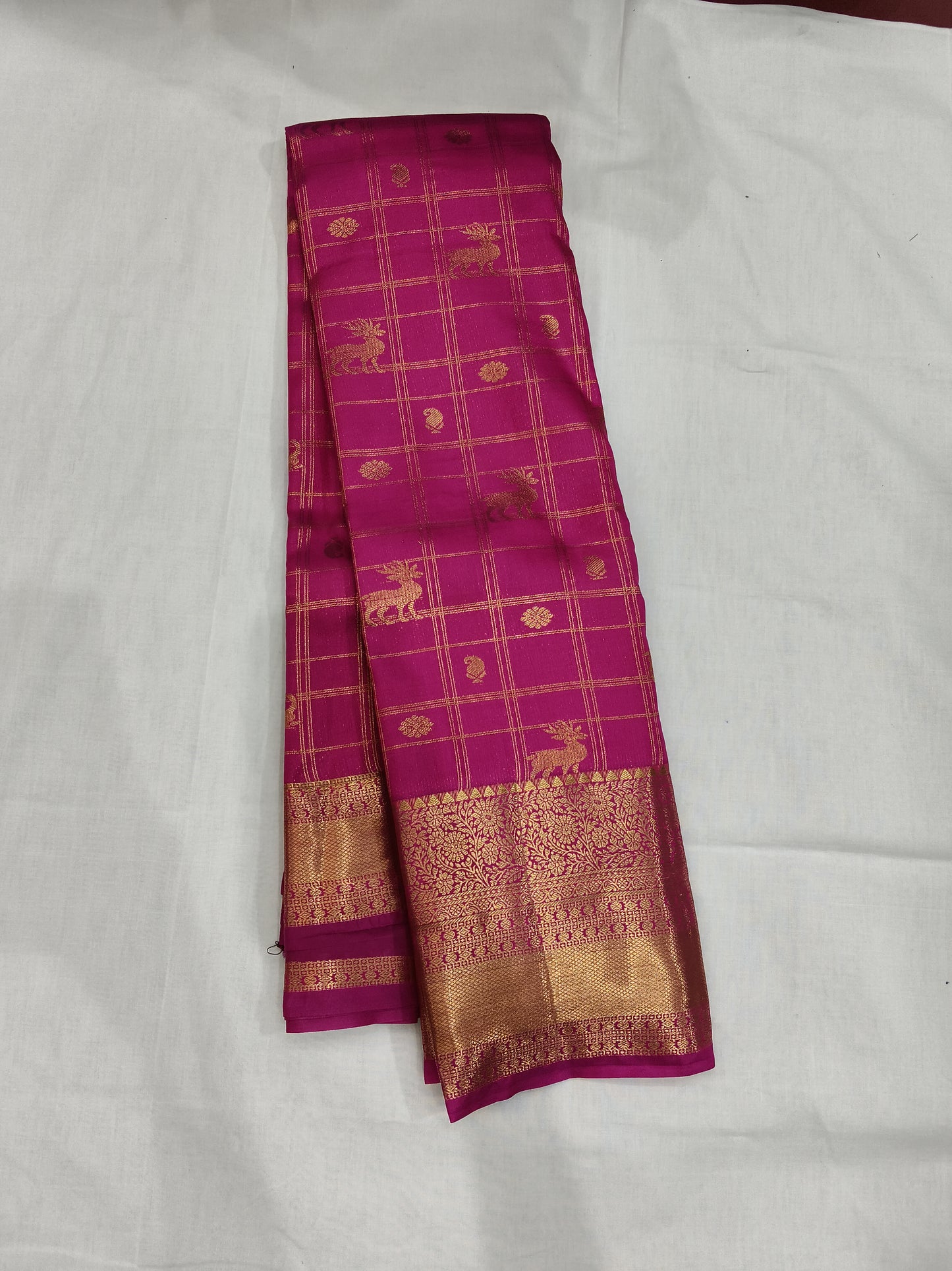 Kanchi pattu silks (semi)