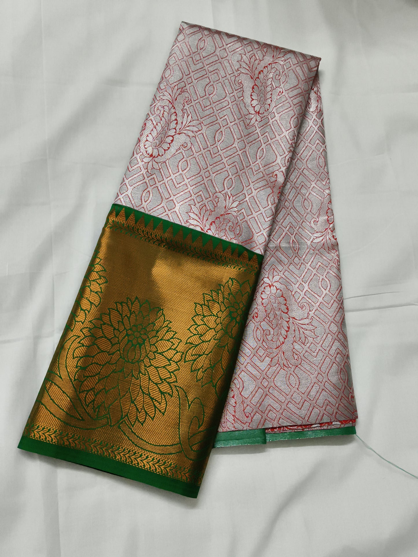 Pattu lehenga with blouse (free size)