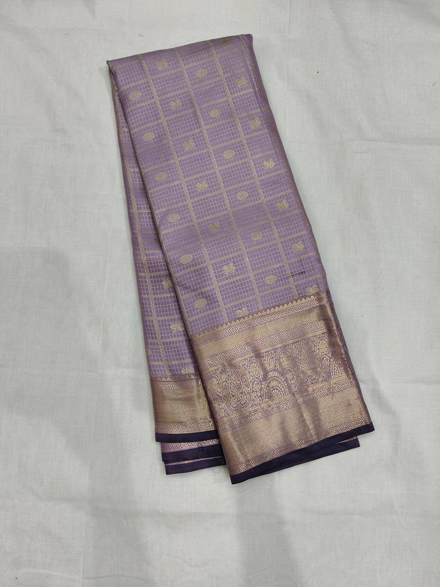 Kanchi pattu silks (semi)