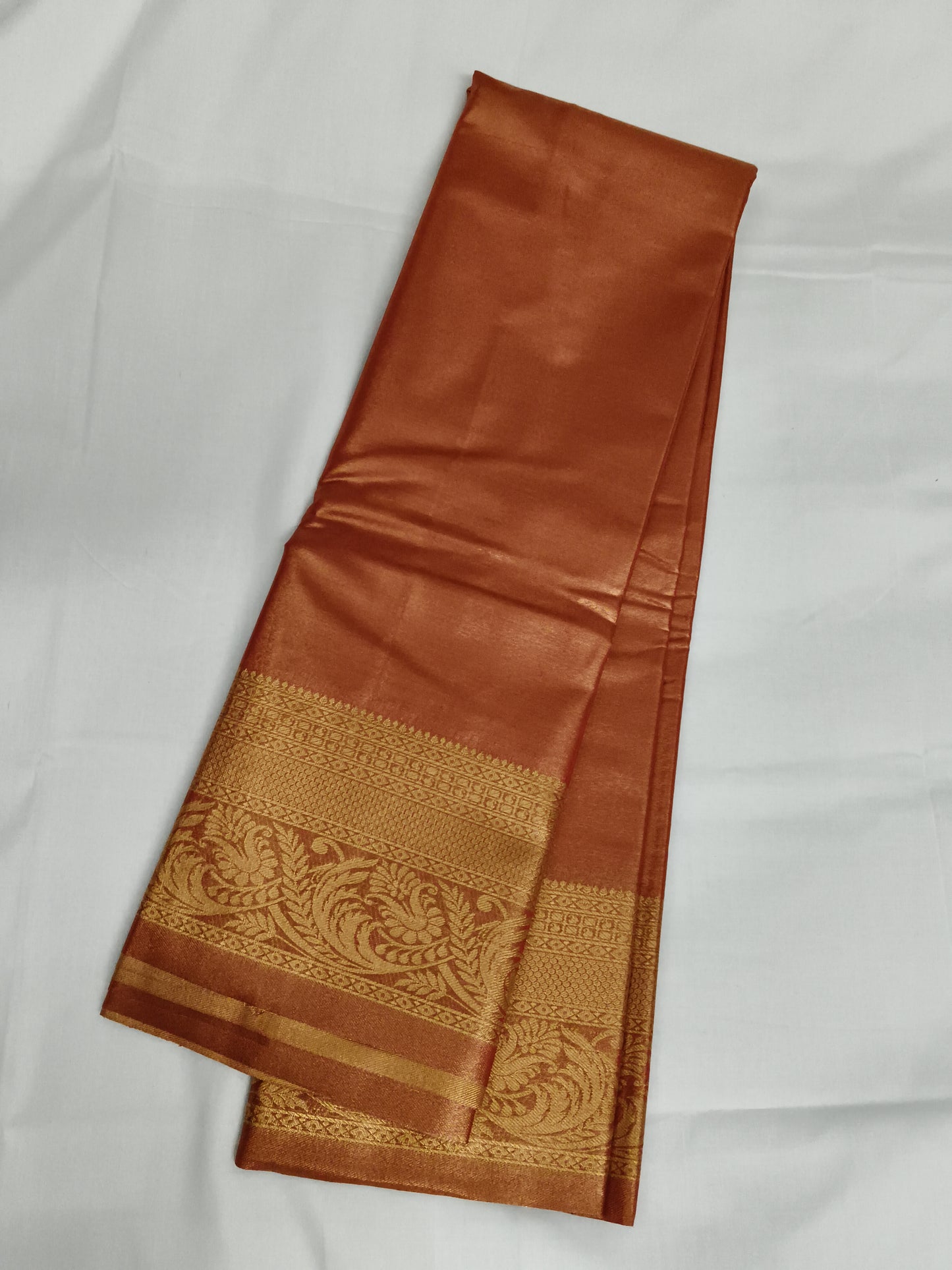 Taniyawar pattu sarees