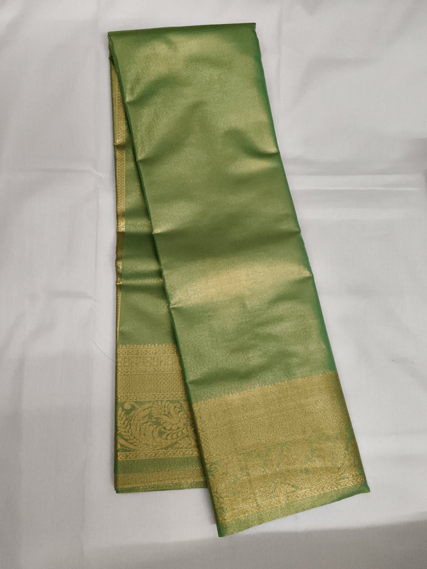 Taniyawar pattu sarees