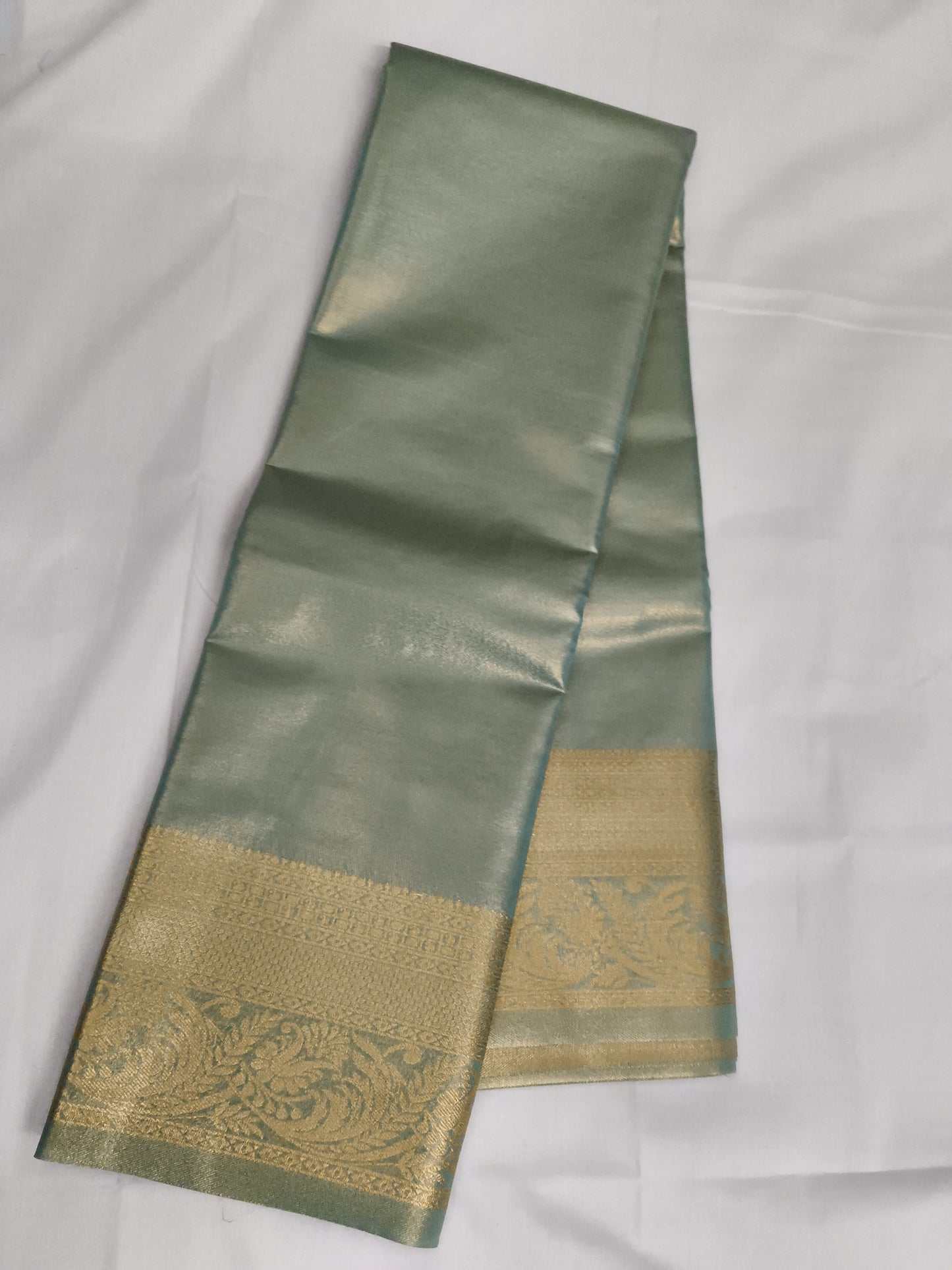 Taniyawar pattu sarees
