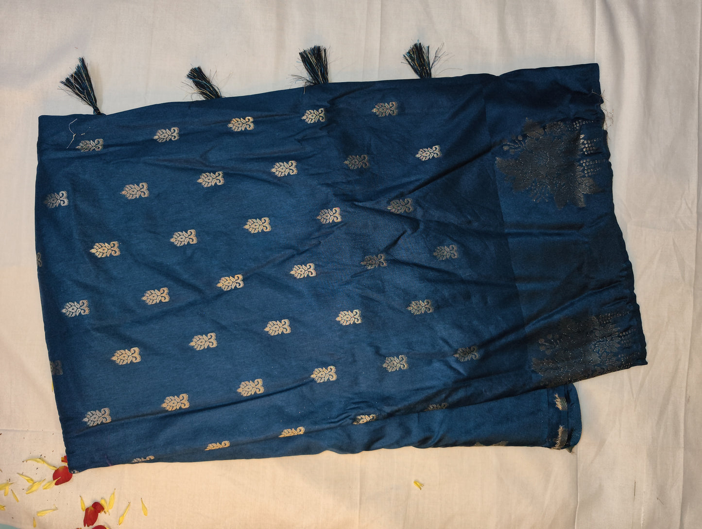 Premium leaf butta soft silk (RS)