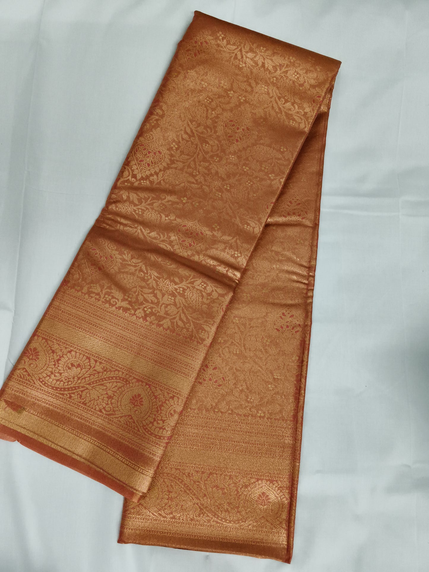 Taniyawar pattu sarees