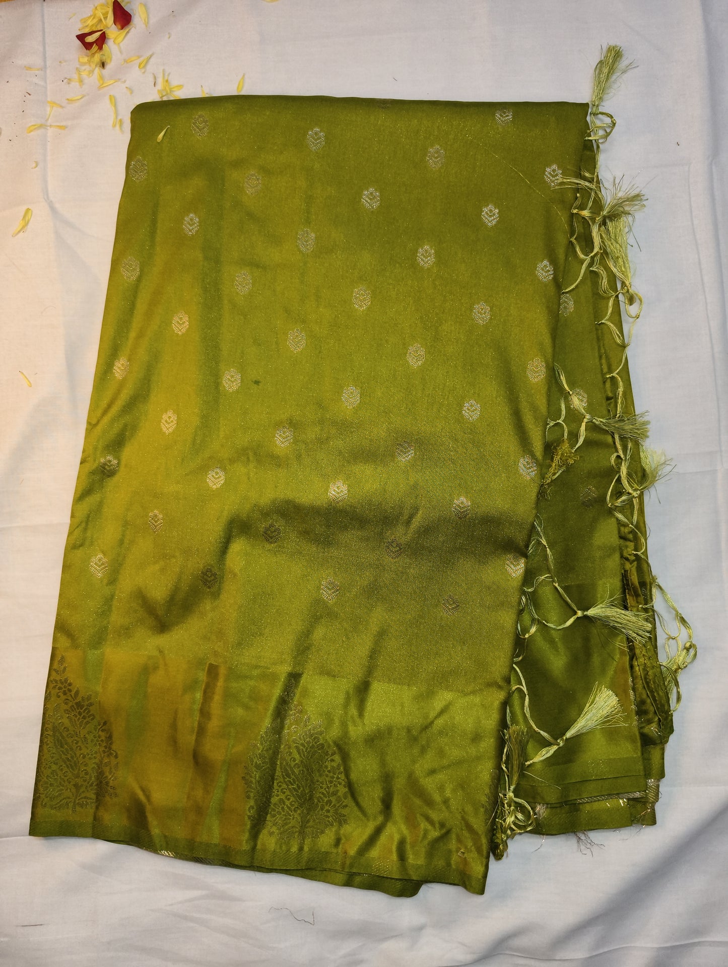 Premium flower butta soft silk (RS)