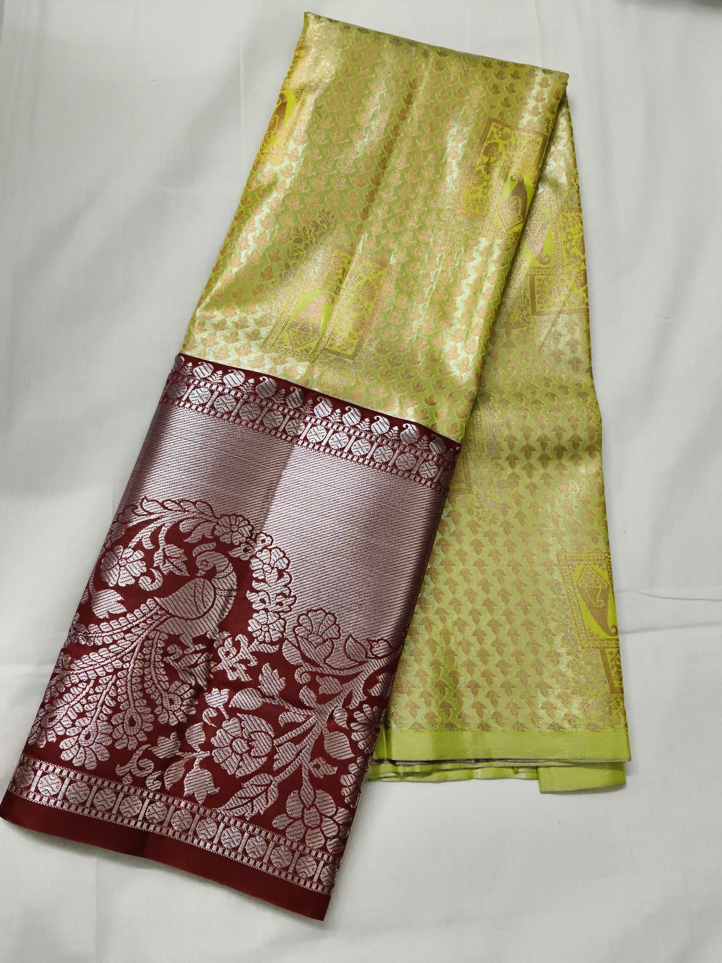Pattu lehenga with blouse (free size)