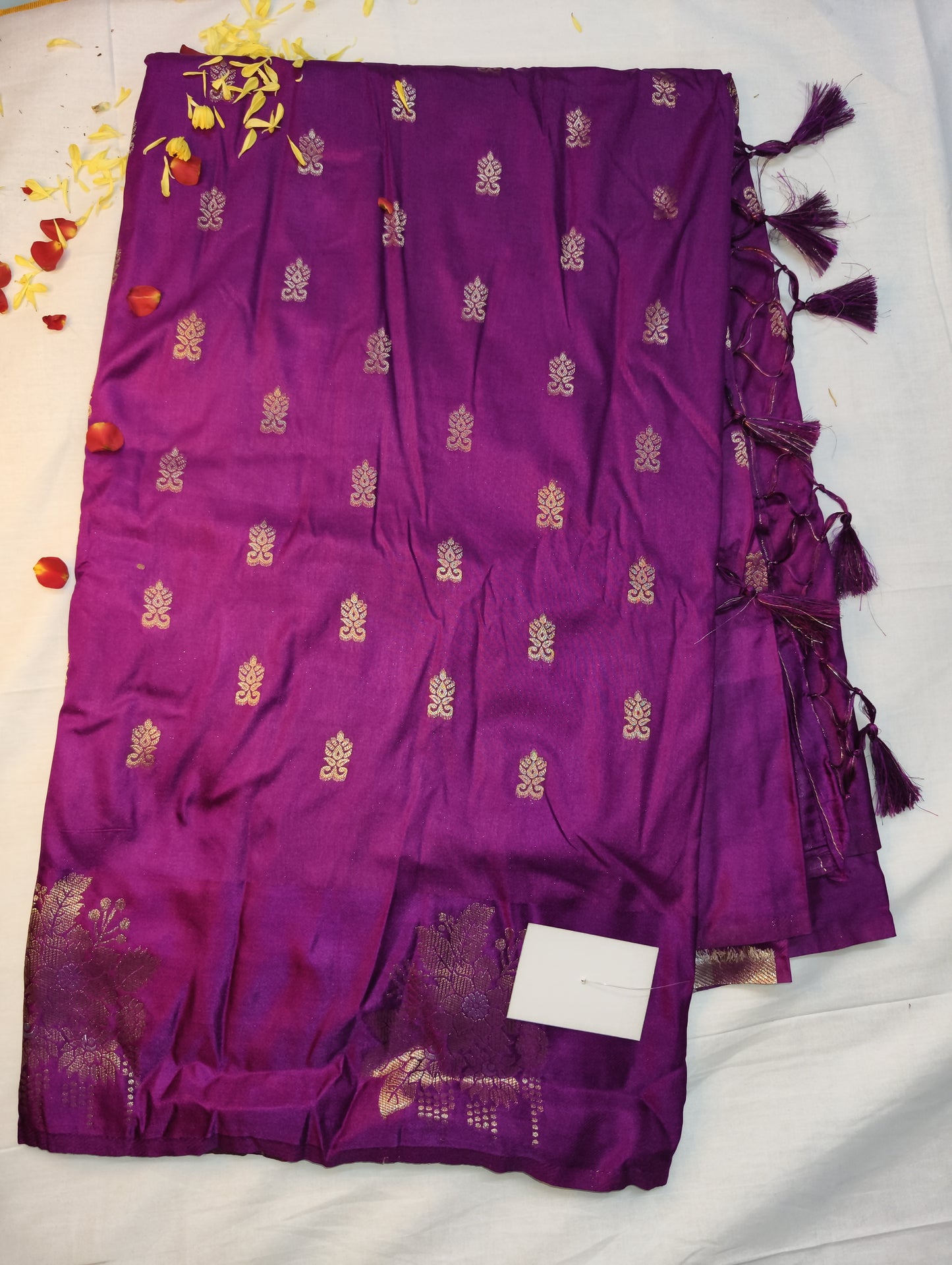 Premium leaf butta soft silk (RS)