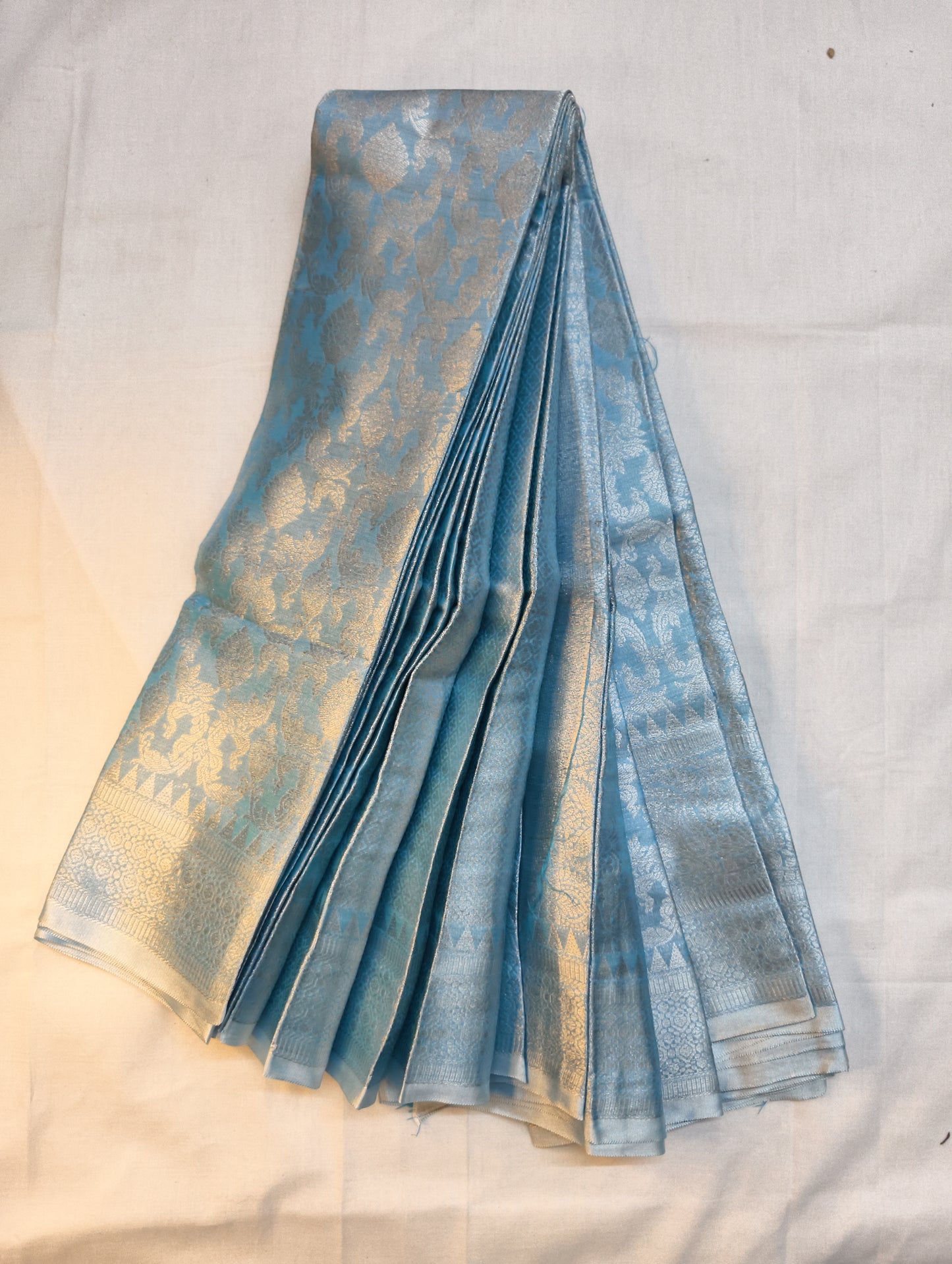 Self Dharmavaram pavitra saree