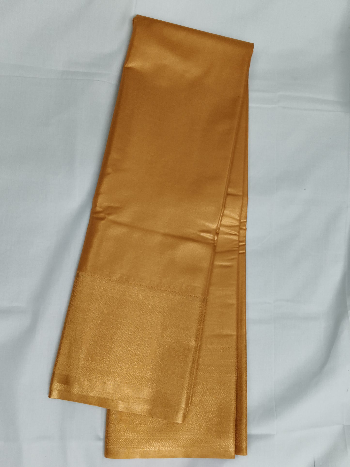 Taniyawar pattu sarees