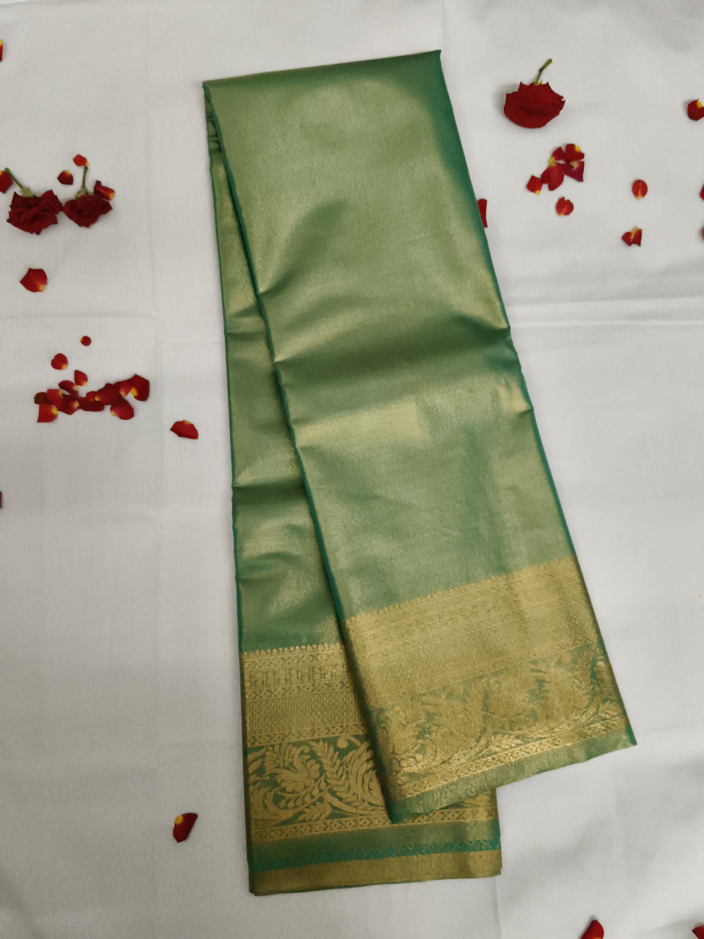 Taniyawar pattu sarees