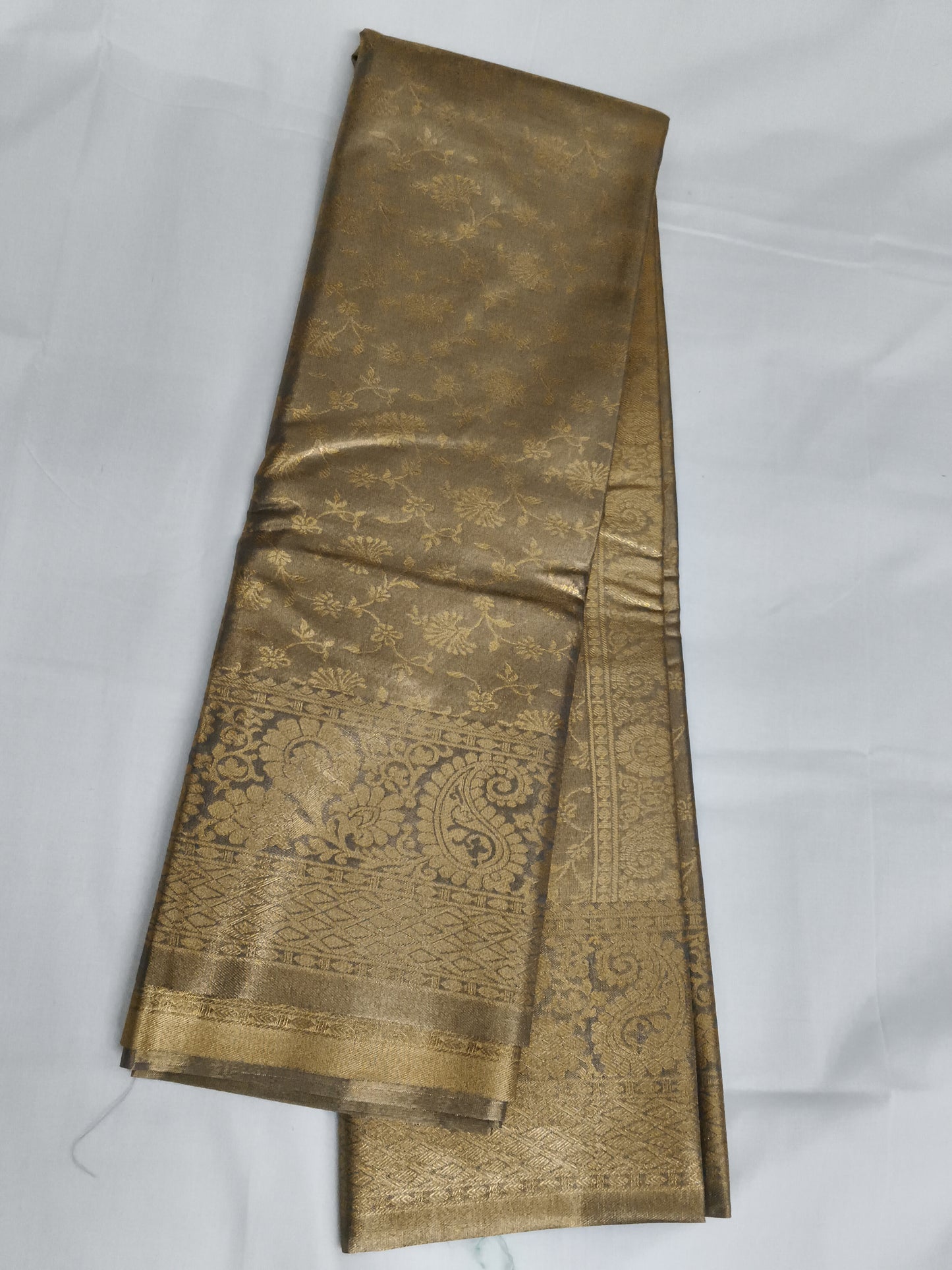 Taniyawar pattu sarees