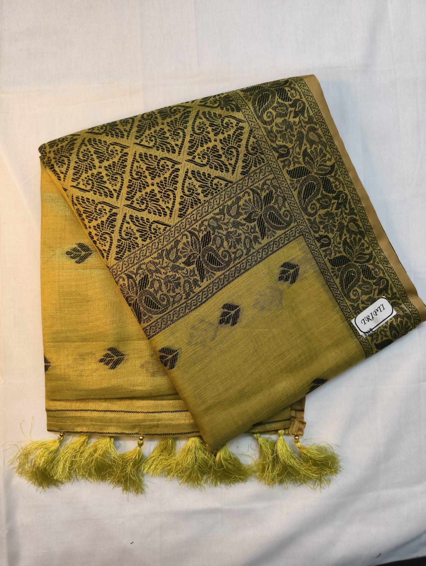 Jhamdhani tissue saree