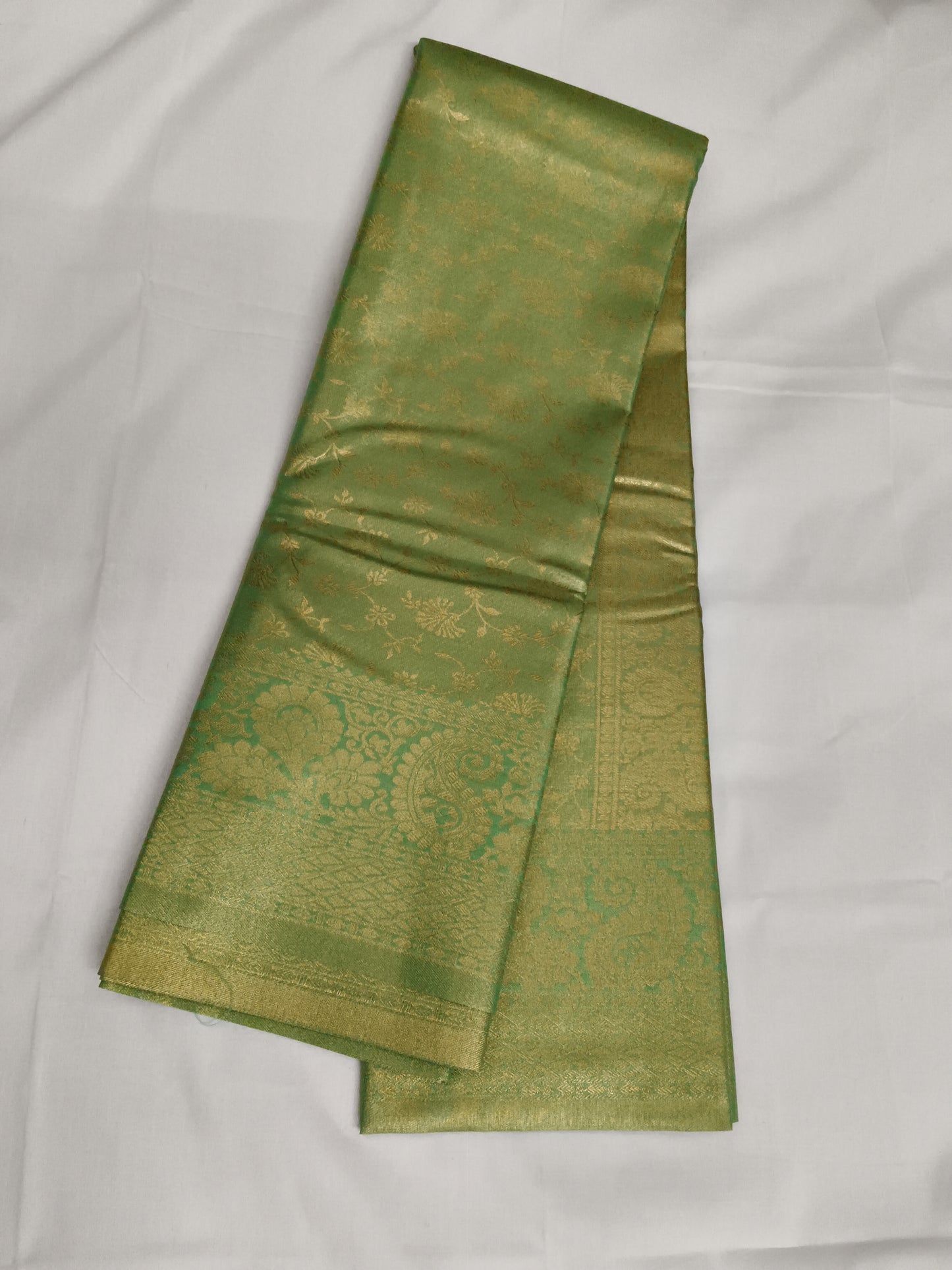 Taniyawar pattu sarees