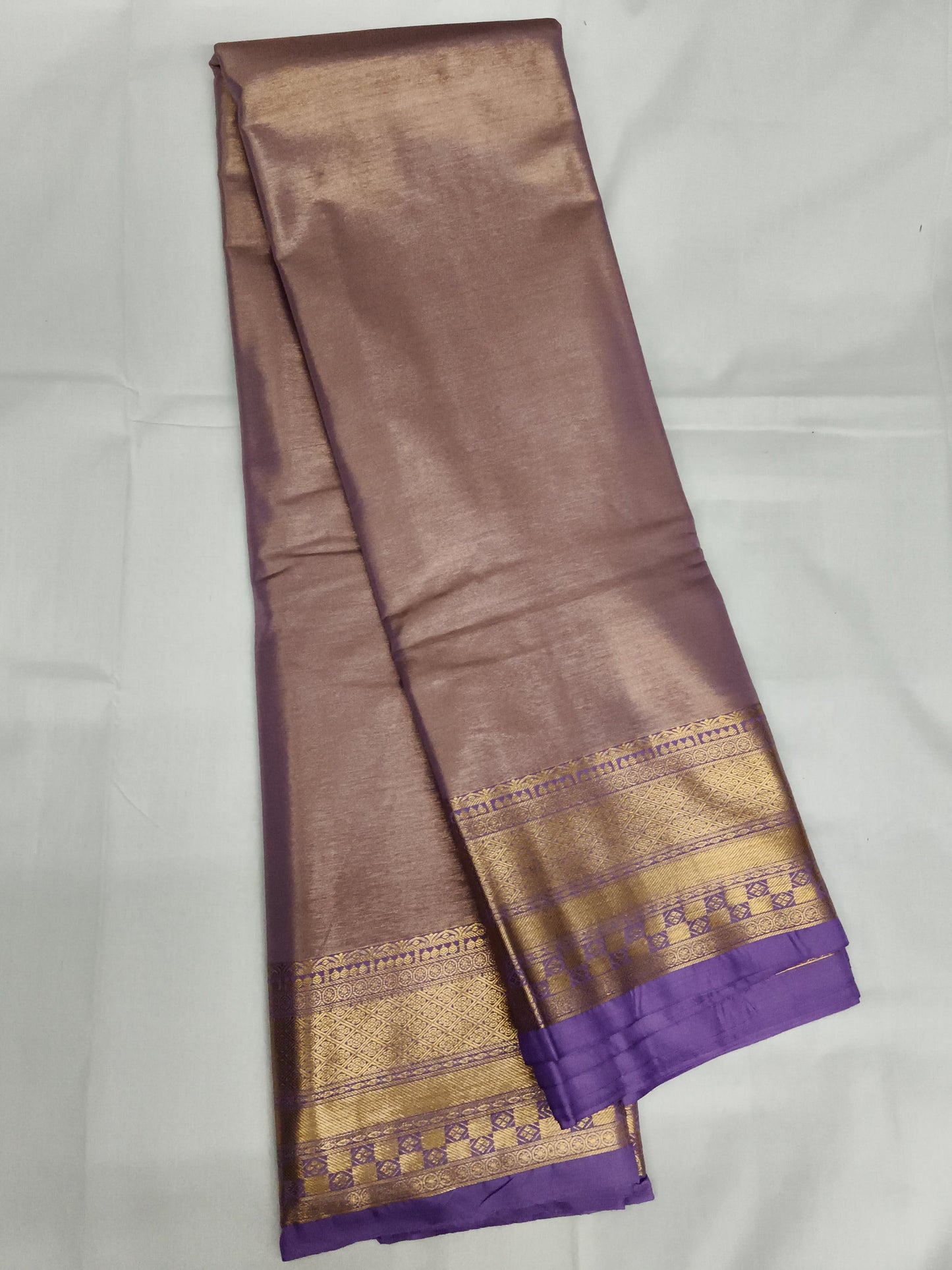 Taniyawar pattu sarees