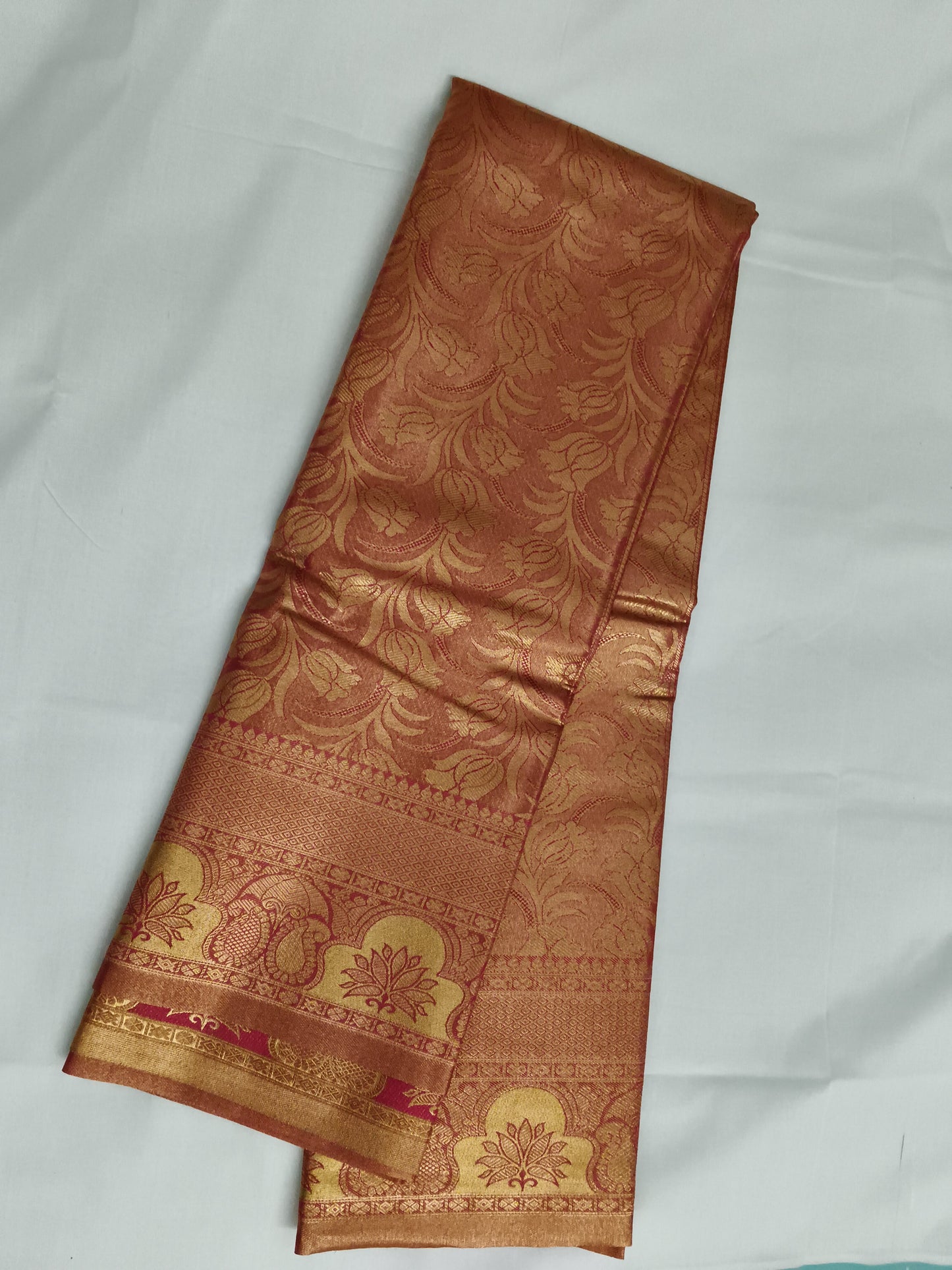 Taniyawar pattu sarees