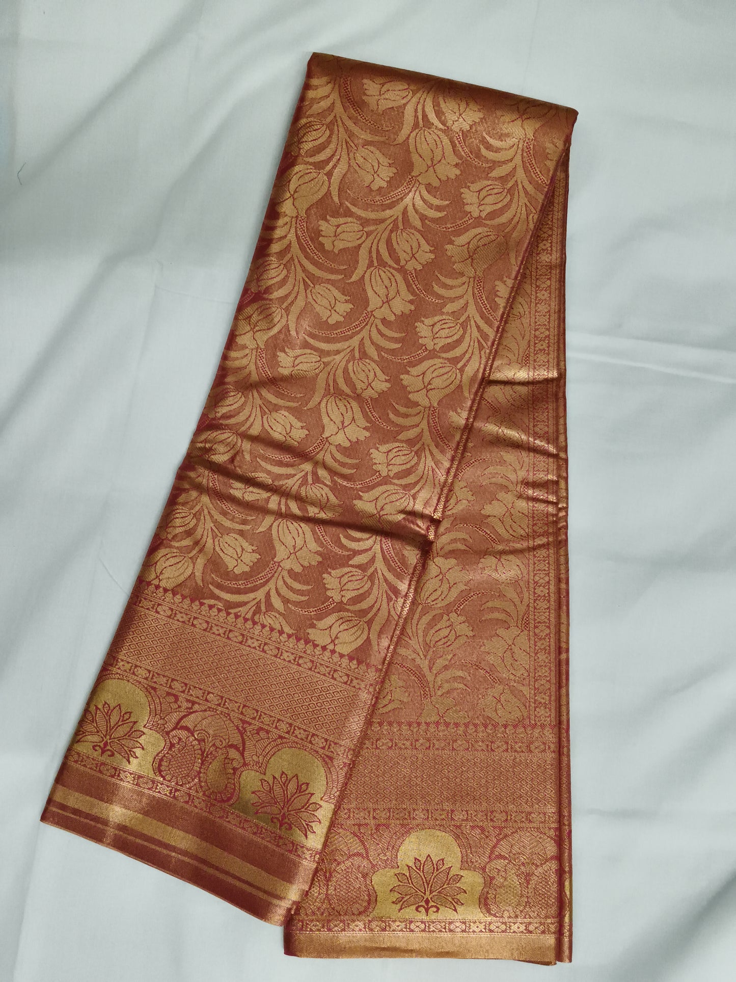 Taniyawar pattu sarees