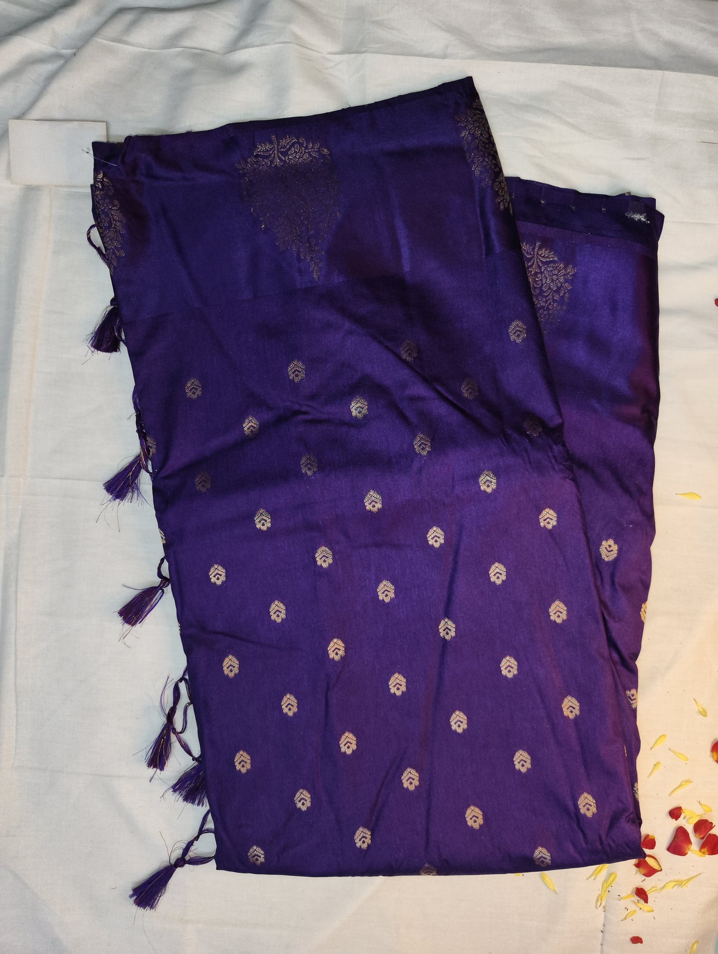 Premium leaf butta soft silk (RS)