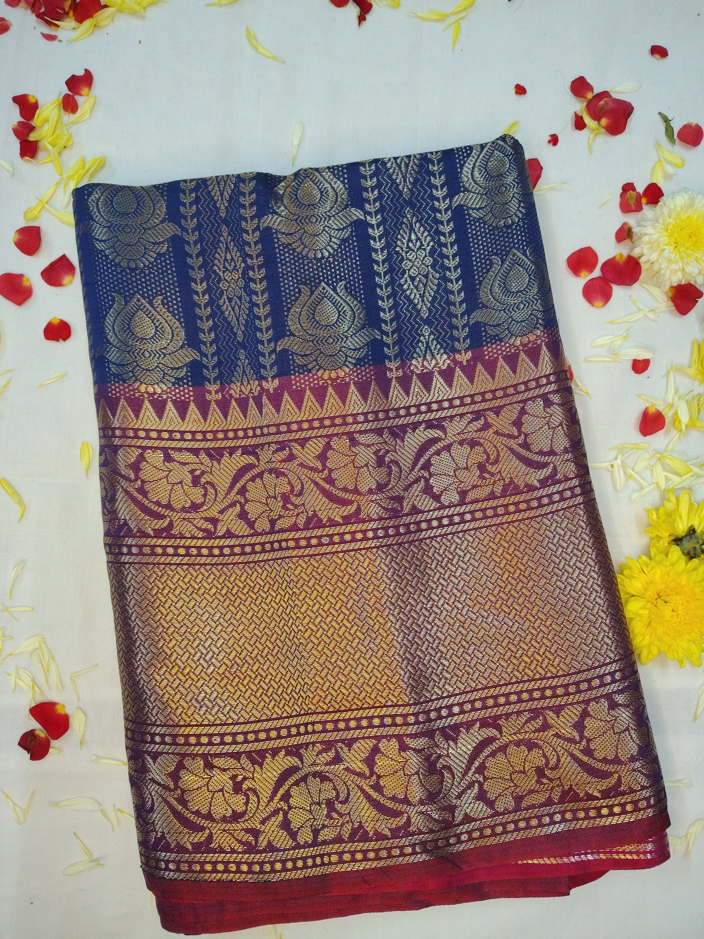 Fancy kanchi line design saree
