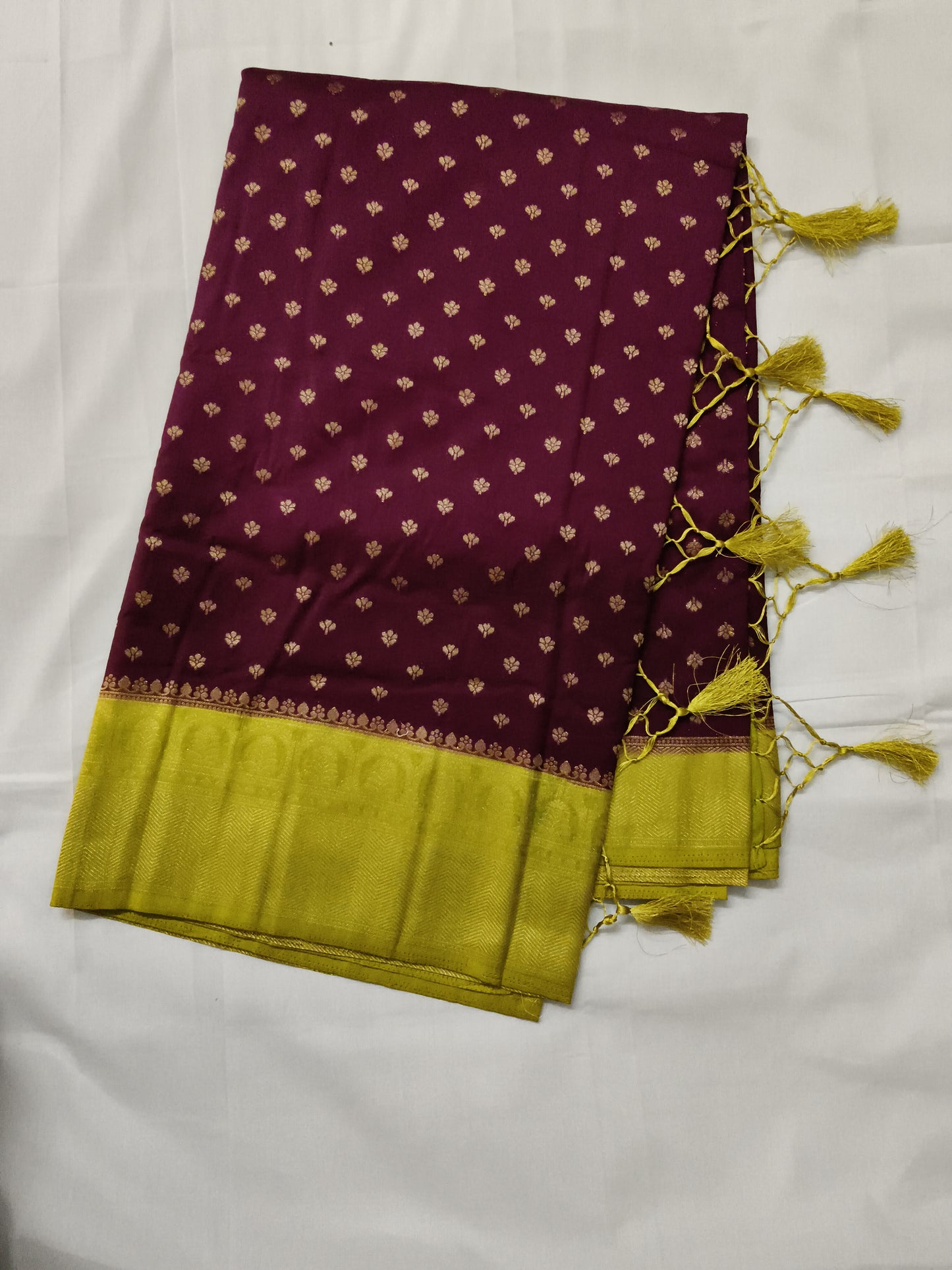 Silk banarsi border saree