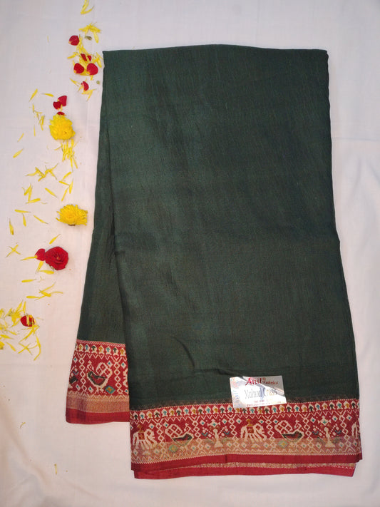 Mulmul crush saree