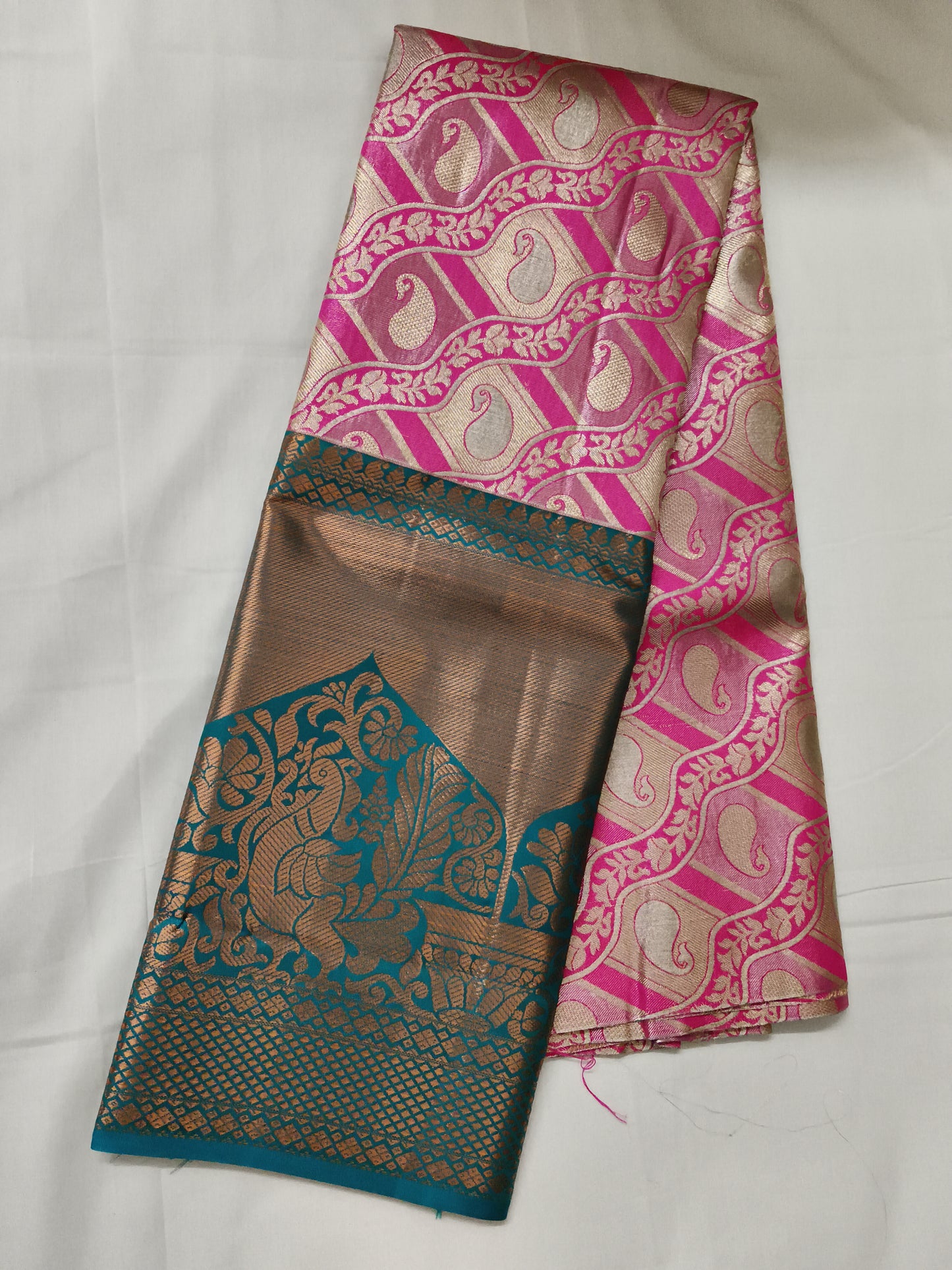 Pattu lehenga with blouse (free size)