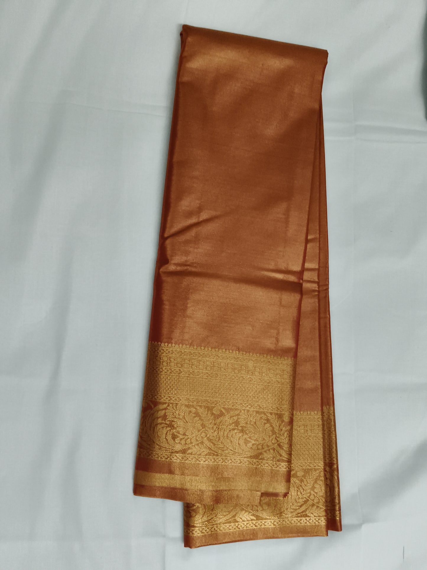 Taniyawar pattu sarees