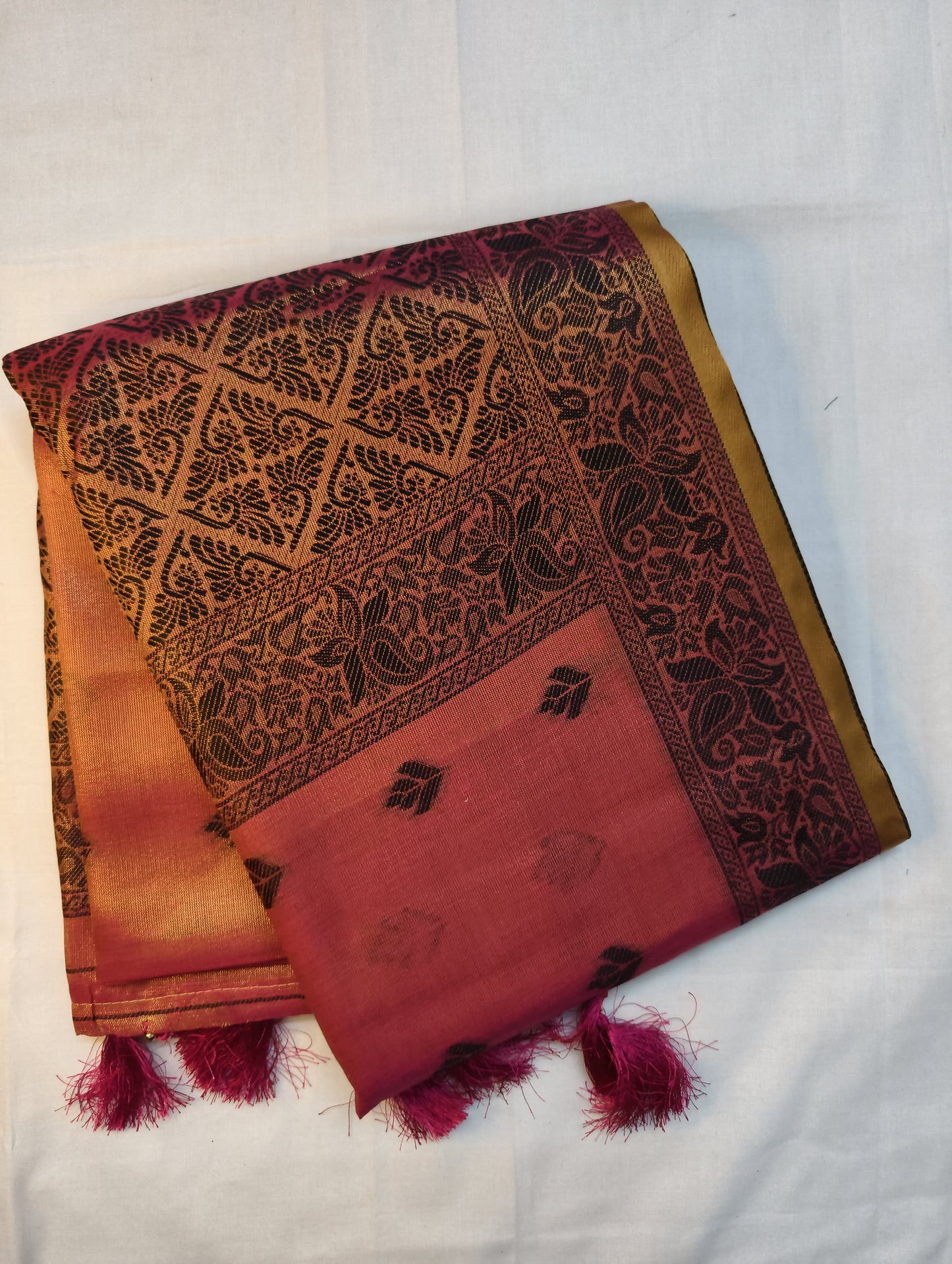 Jhamdhani tissue saree