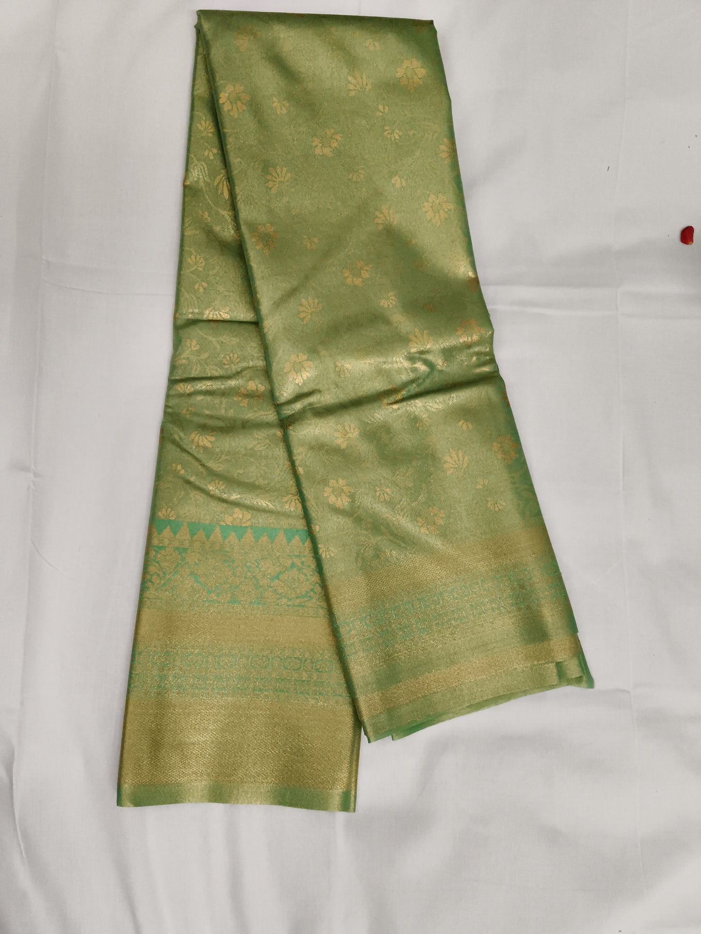 Taniyawar pattu sarees