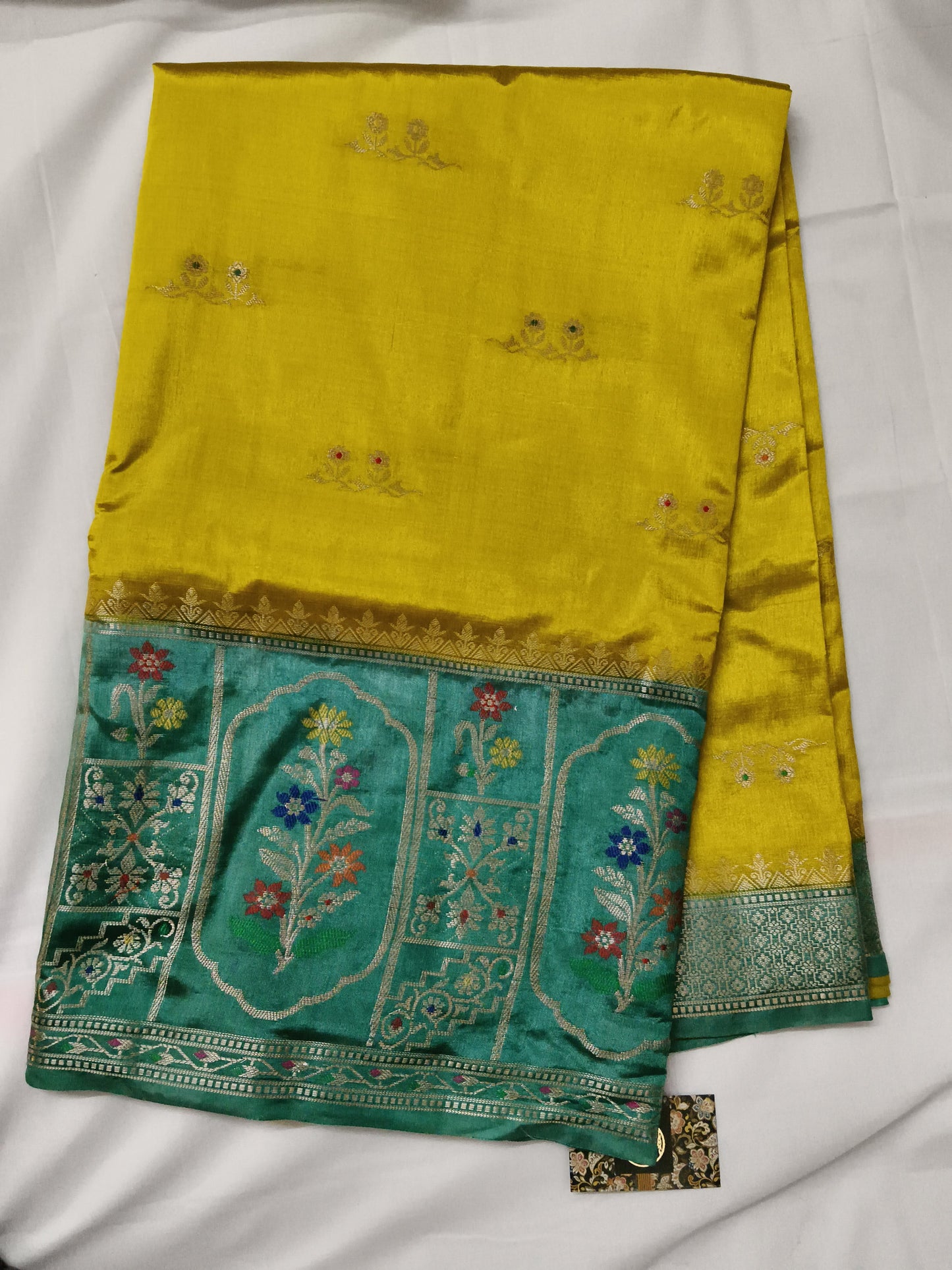 Classic banarsi saree (BH)