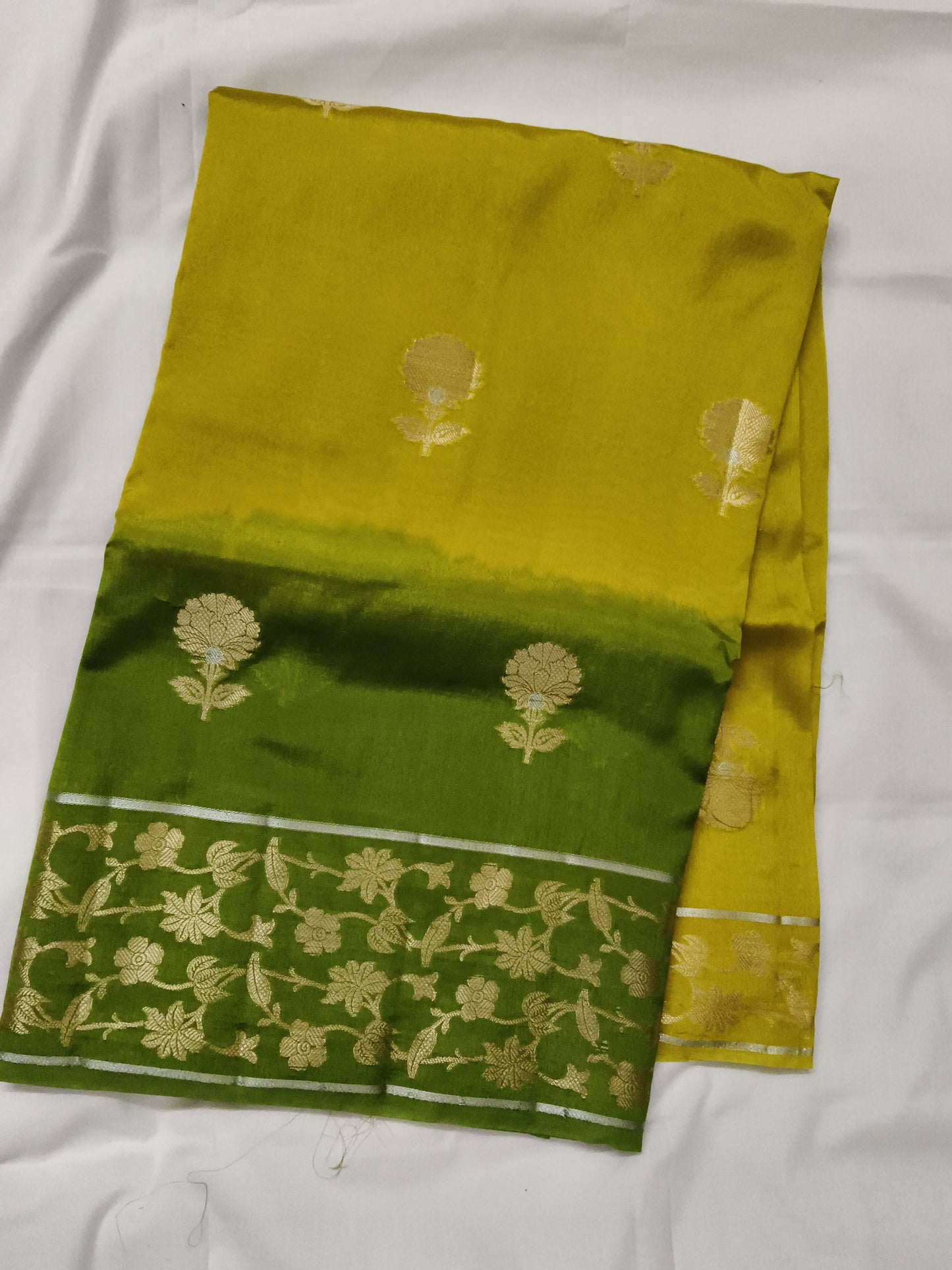 Vantara  banaras  khatam silk saree