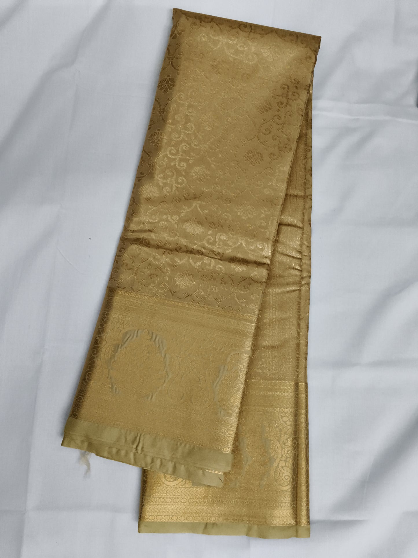 Taniyawar pattu sarees