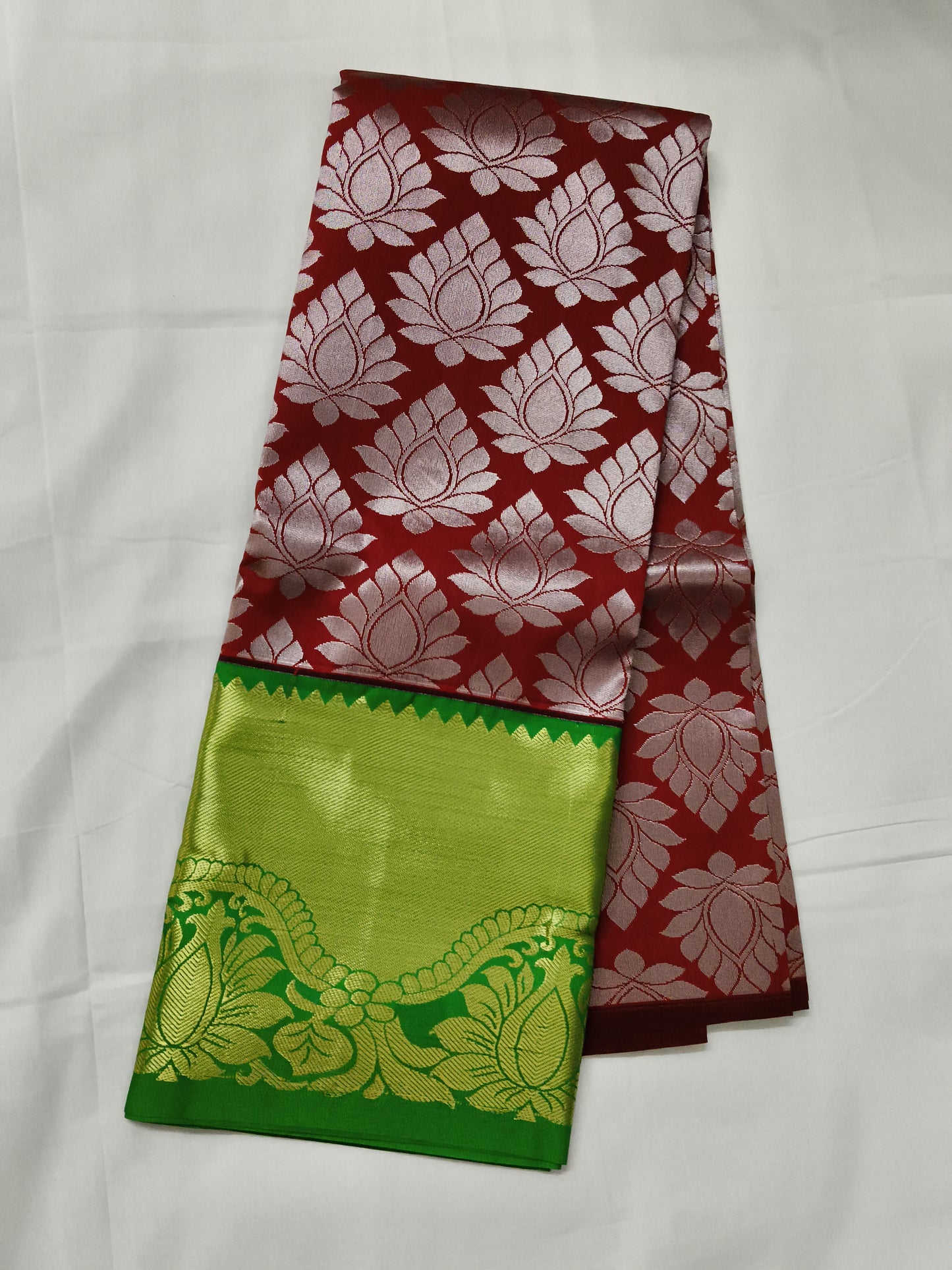 Pattu lehenga with blouse (free size)