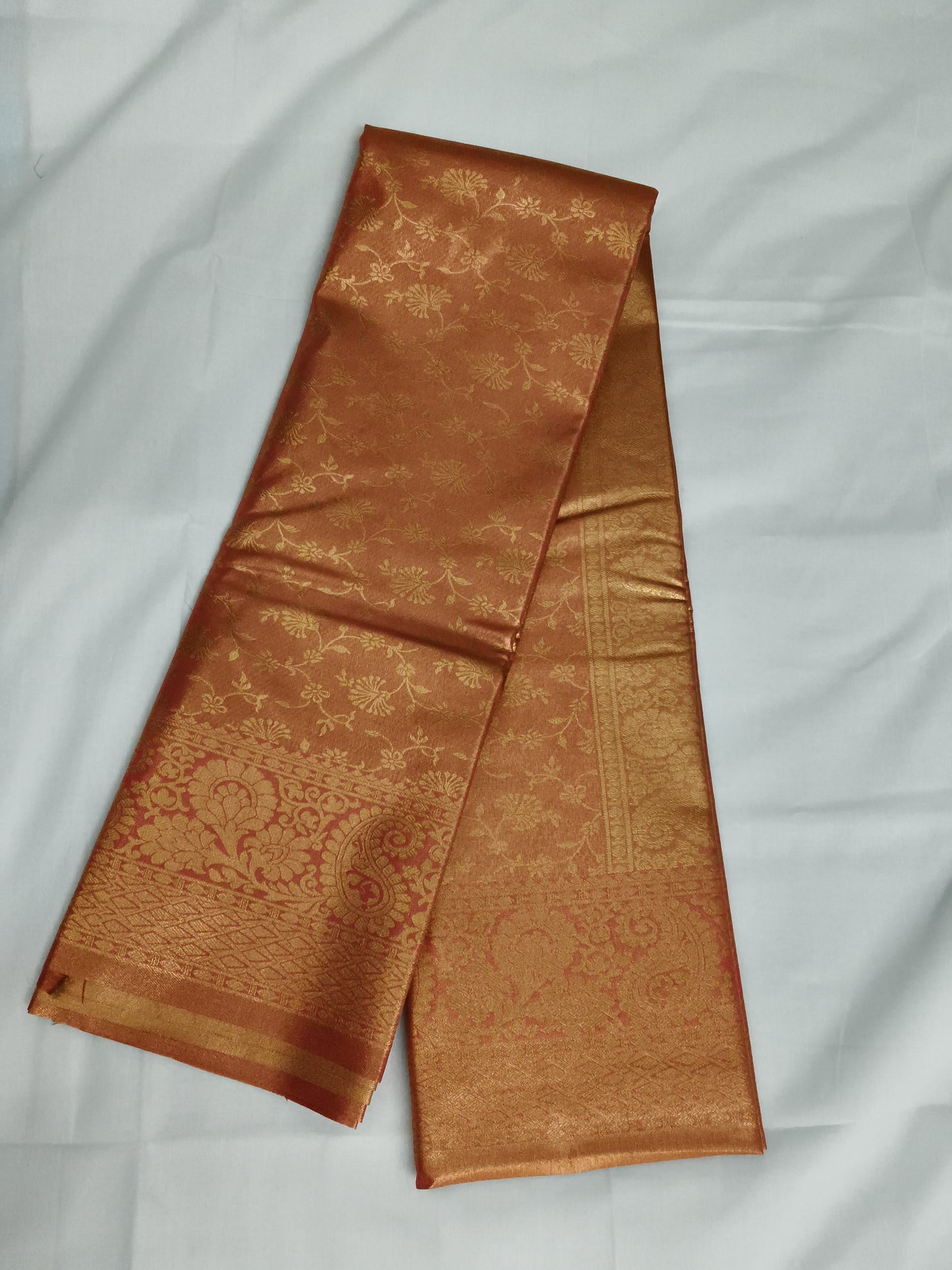 Taniyawar pattu sarees